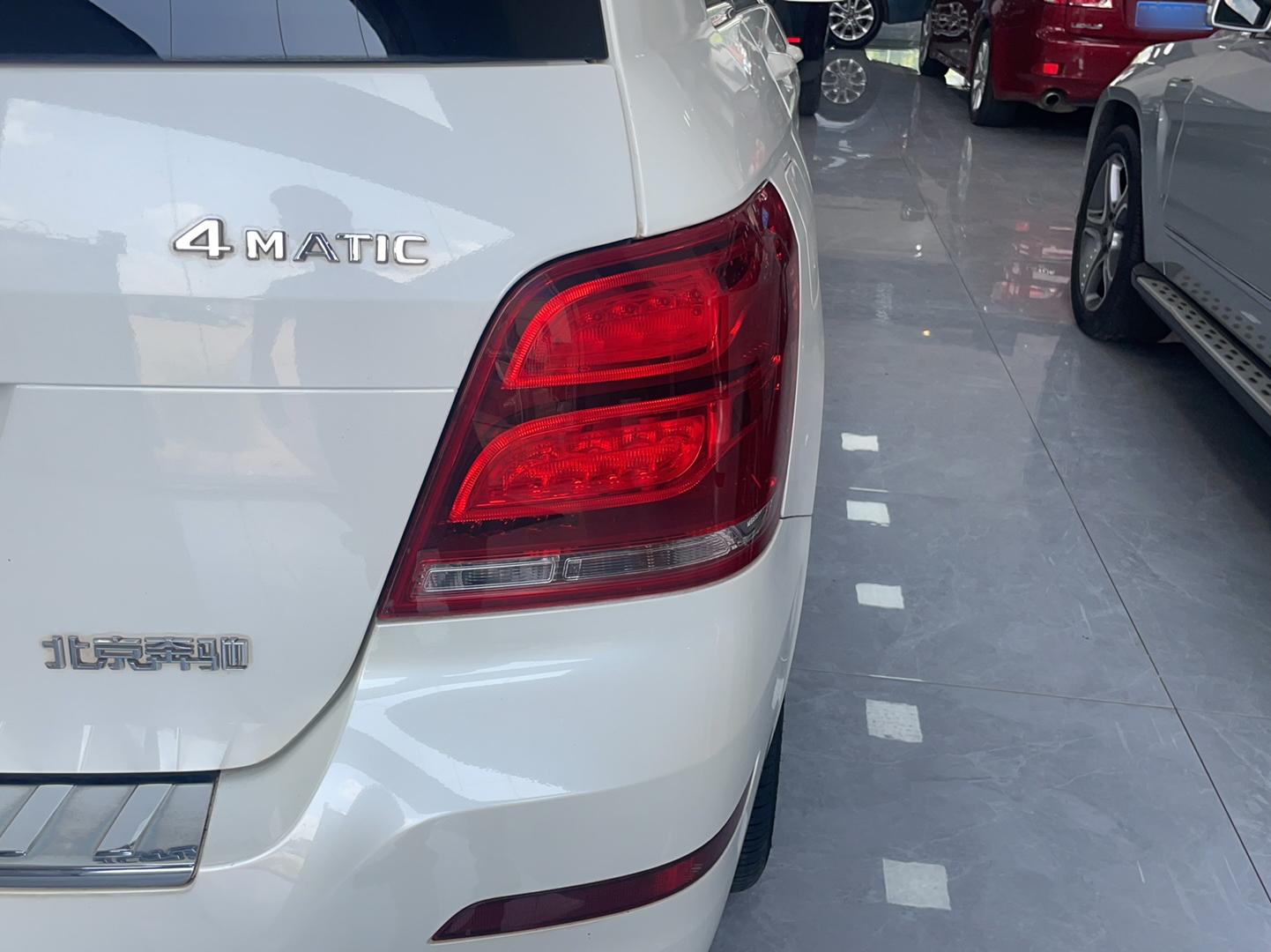 奔驰GLK级 2015款 GLK 260 4MATIC 动感型 极致版