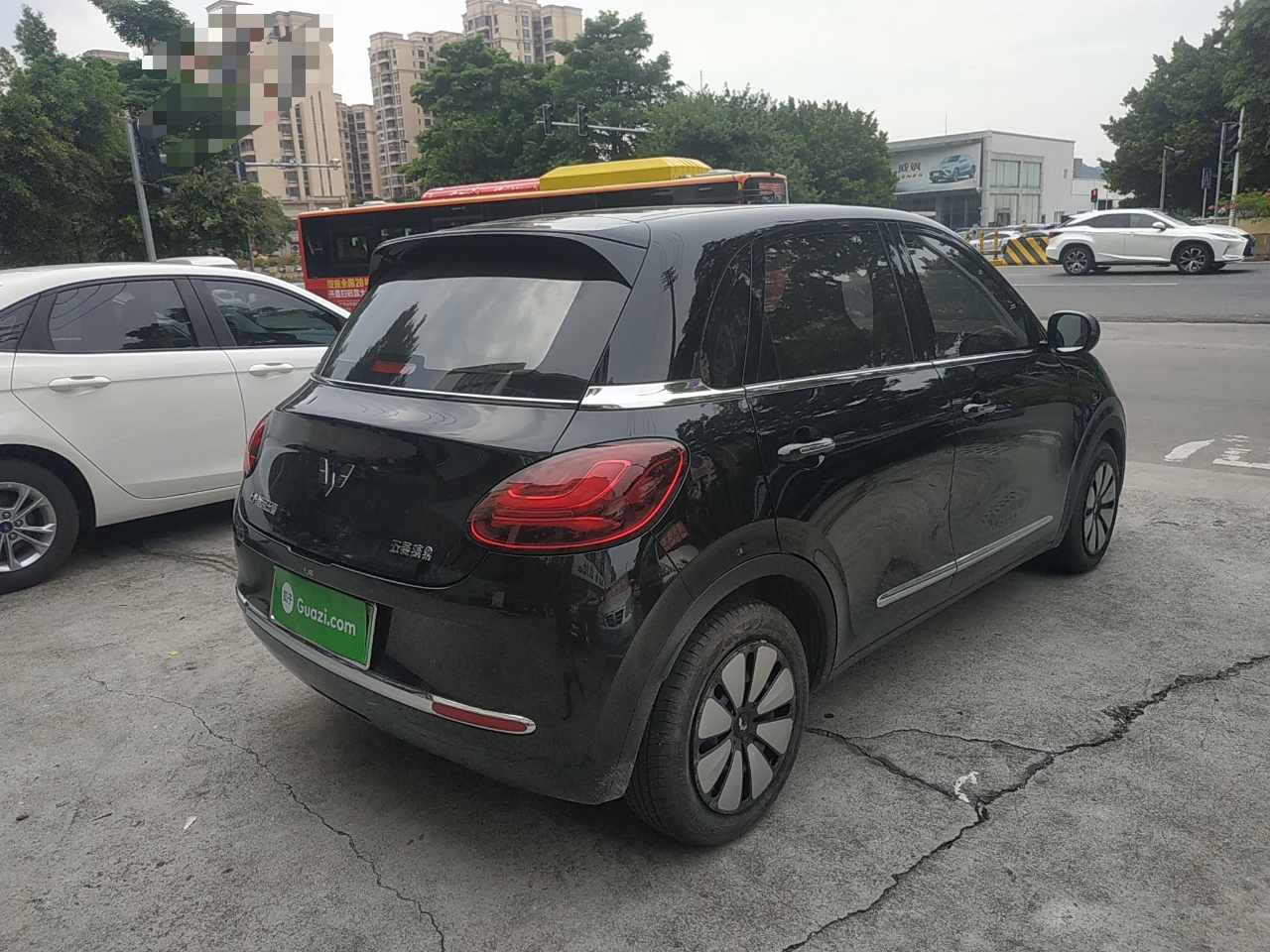 五菱汽车 五菱缤果 2023款 333km 灵犀互联款