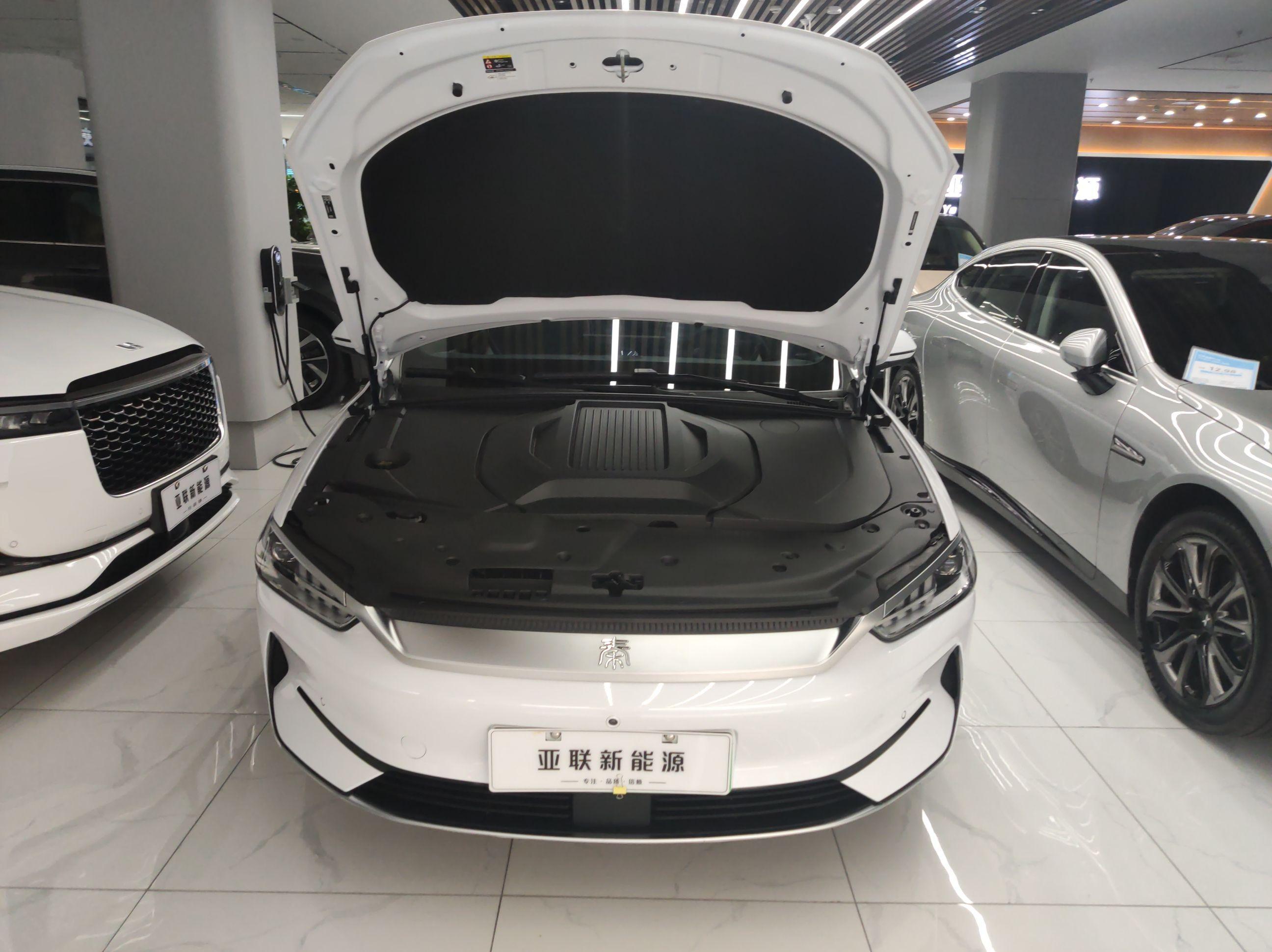 比亚迪 秦PLUS 2021款 EV 500KM 尊贵型