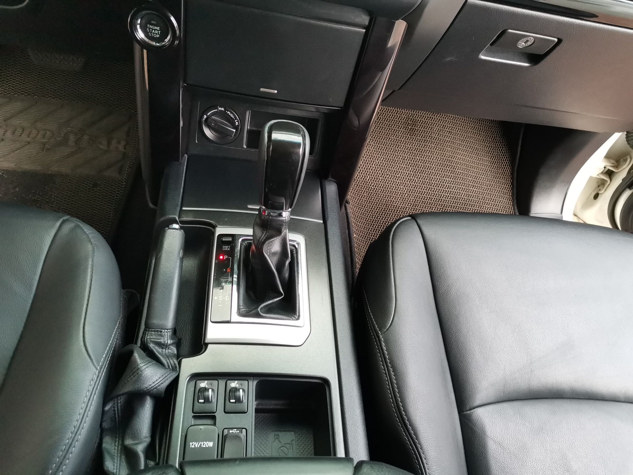 丰田 普拉多 2016款 2.7L 自动豪华版