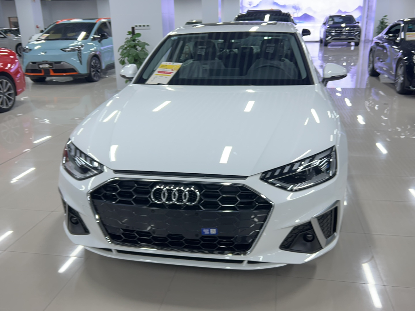 奥迪A4L 2022款 40 TFSI 时尚动感型