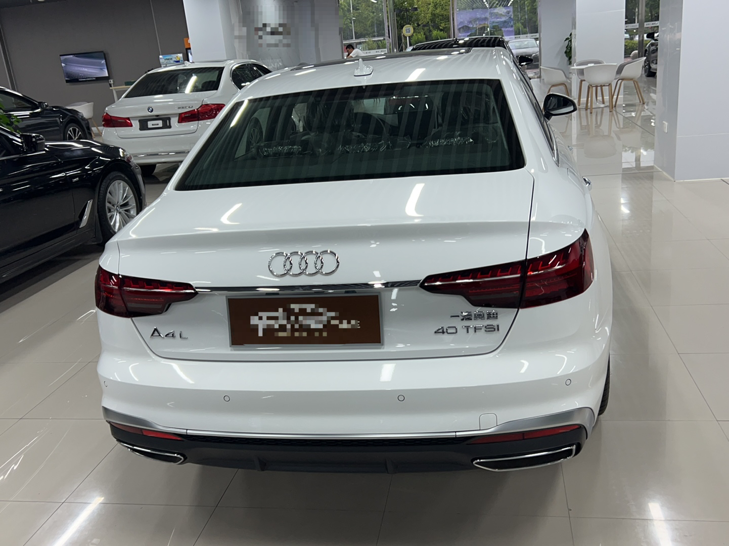 奥迪A4L 2022款 40 TFSI 时尚动感型