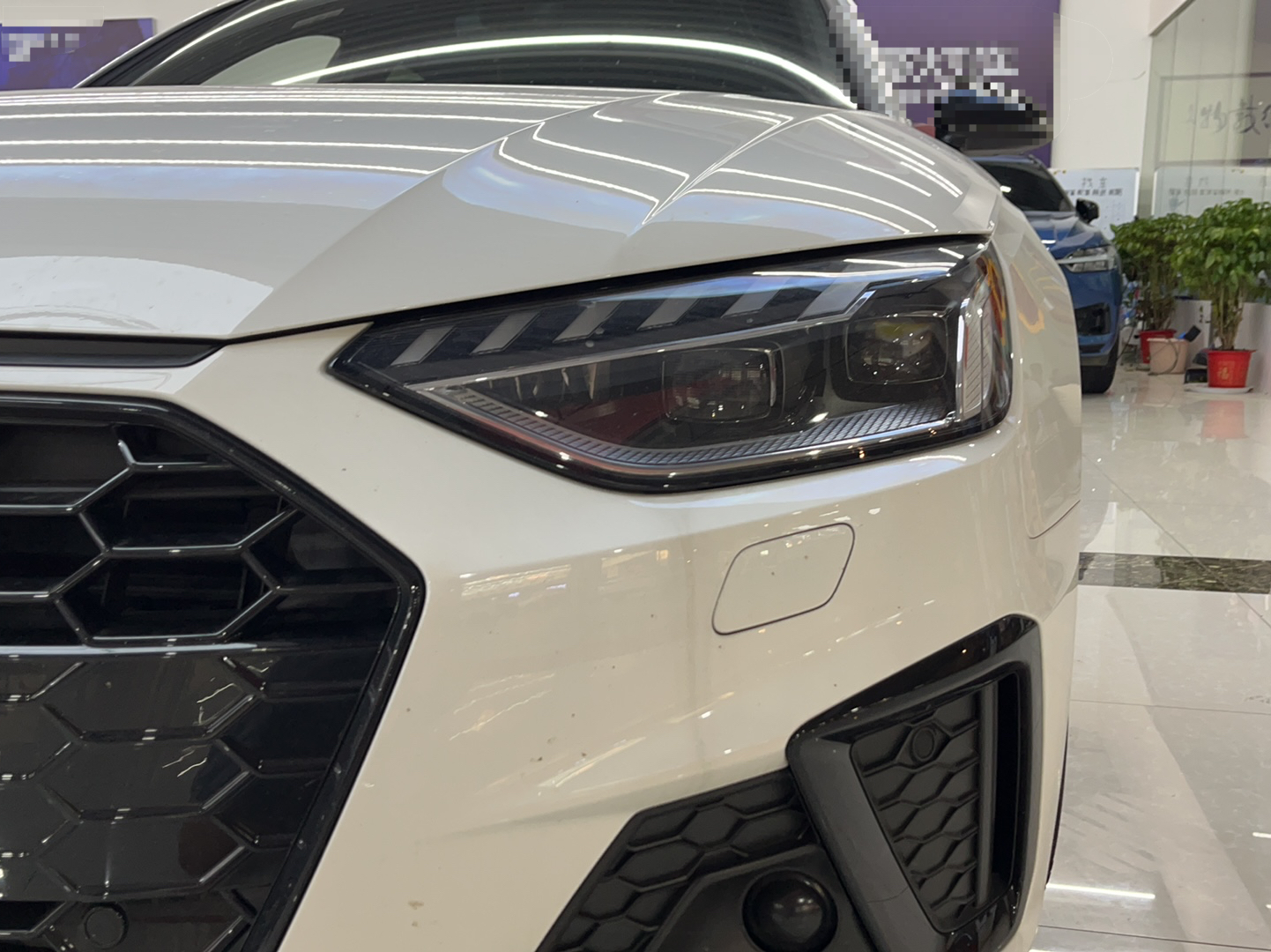 奥迪A4L 2022款 45 TFSI quattro 臻选动感型