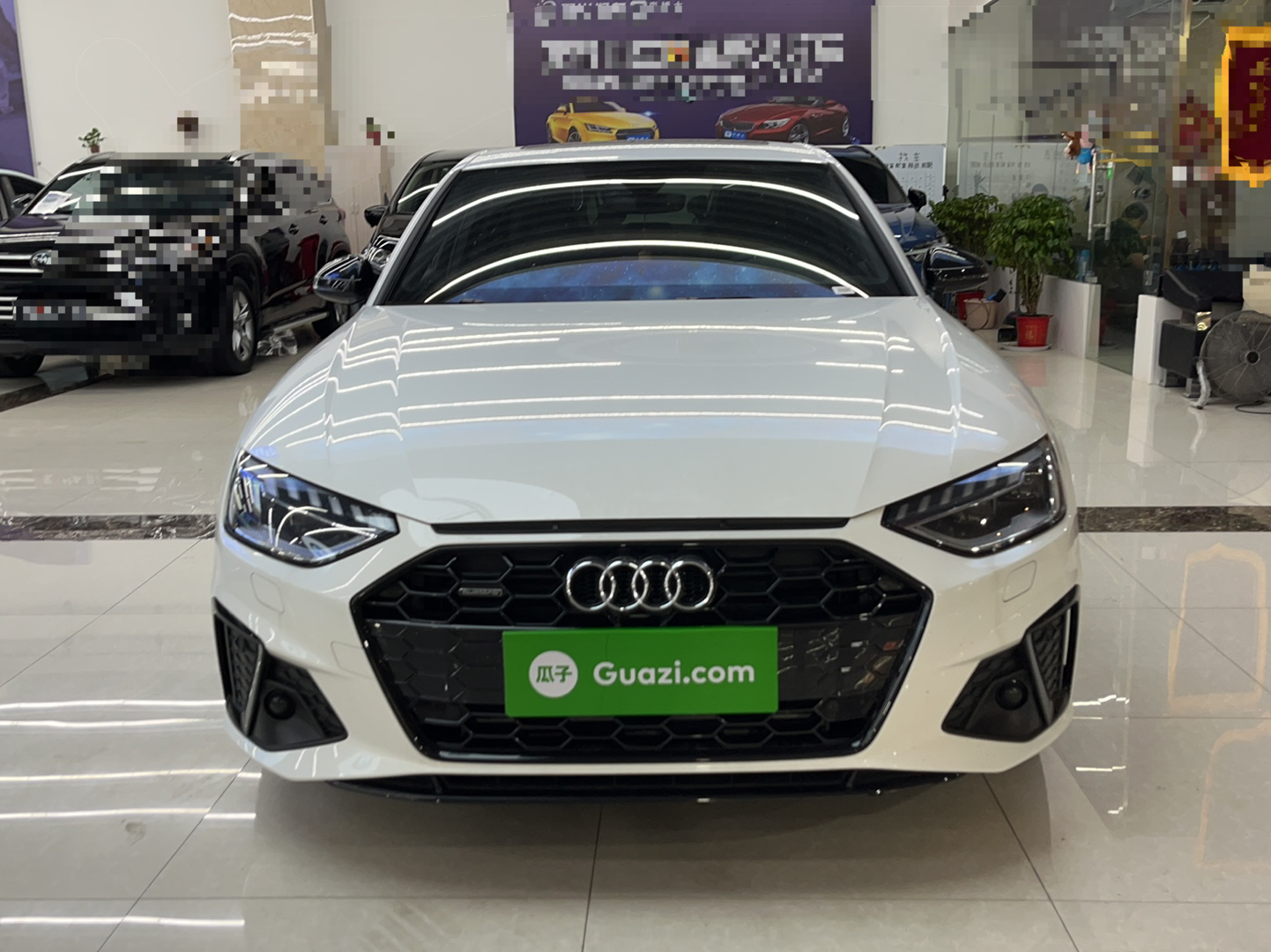 奥迪A4L 2022款 45 TFSI quattro 臻选动感型