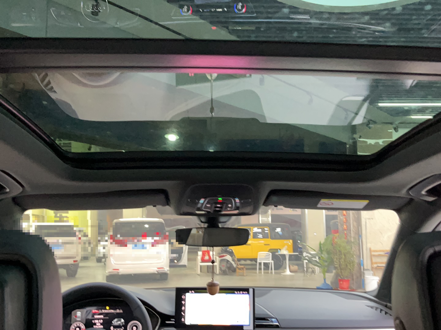 奥迪A4L 2022款 45 TFSI quattro 臻选动感型