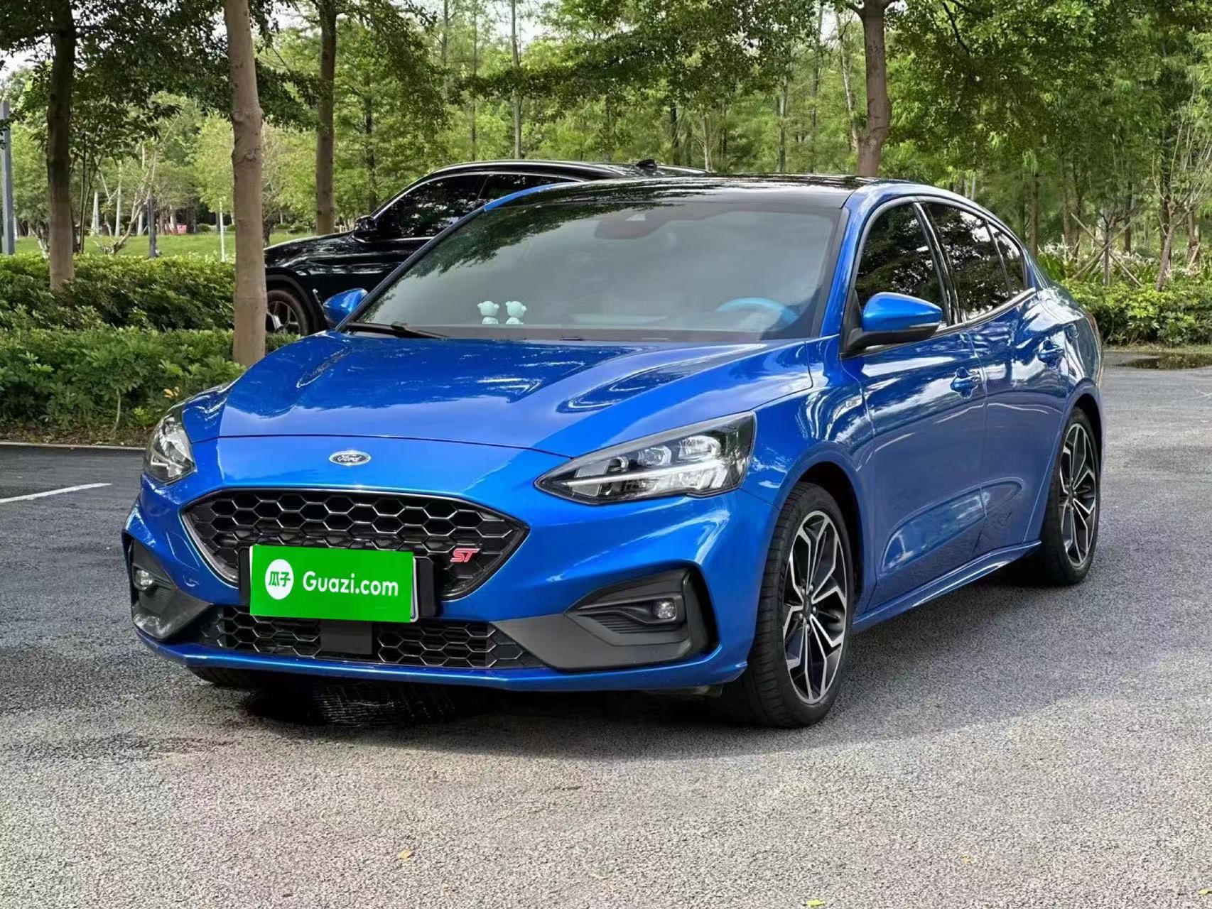 福特 福克斯 2021款 三厢 EcoBoost 180 自动ST Line