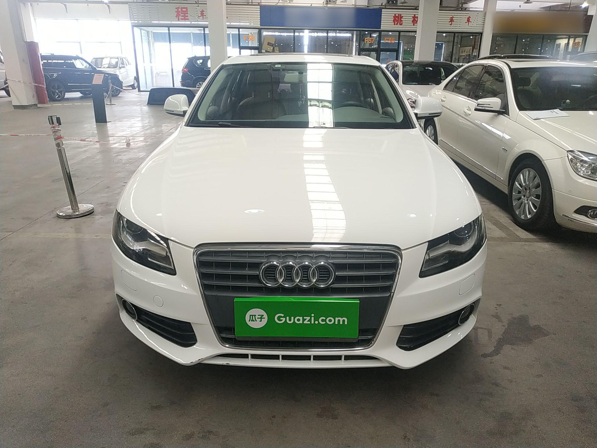 奥迪A4L 2011款 2.0 TFSI 舒适型