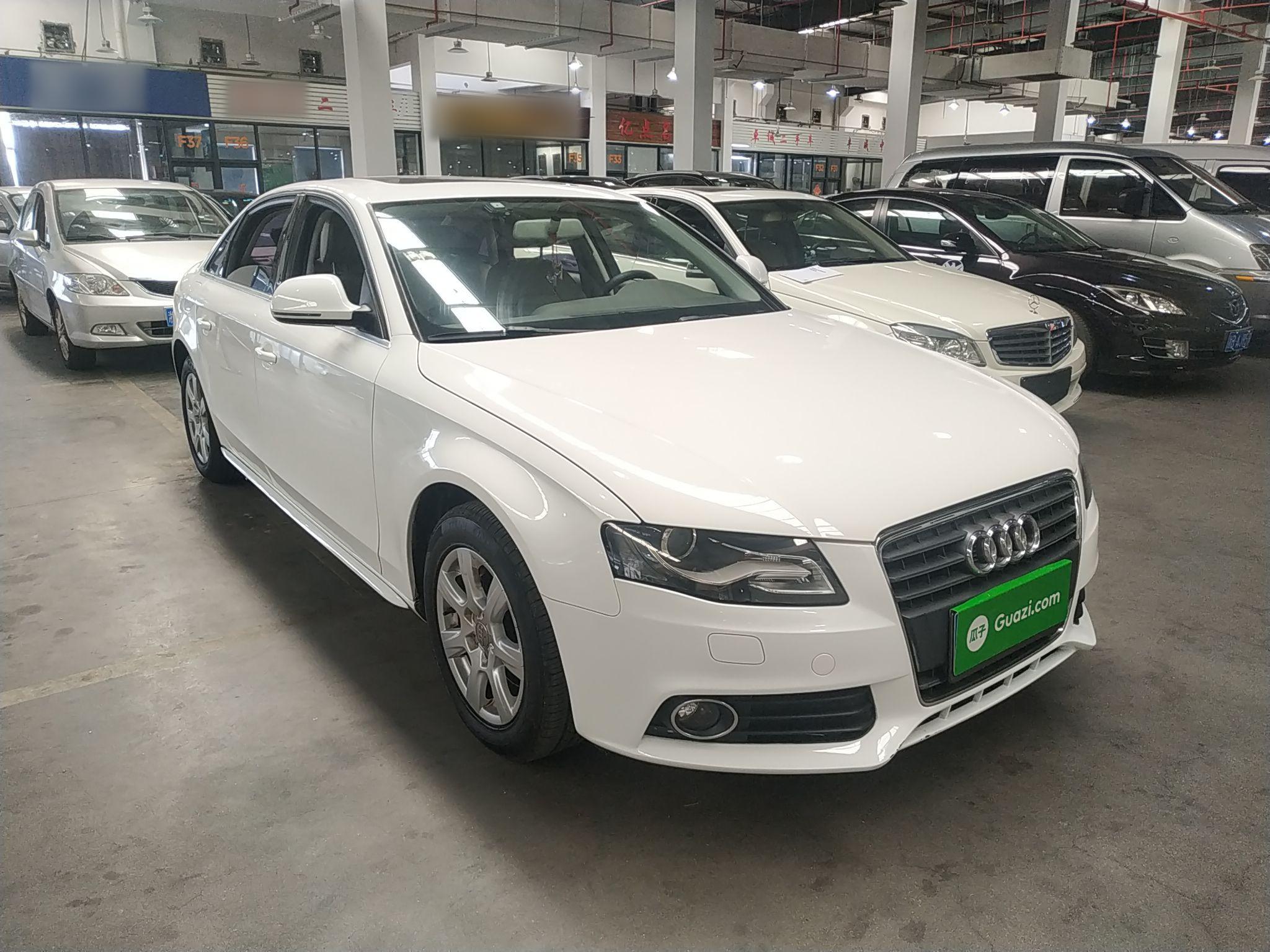 奥迪A4L 2011款 2.0 TFSI 舒适型