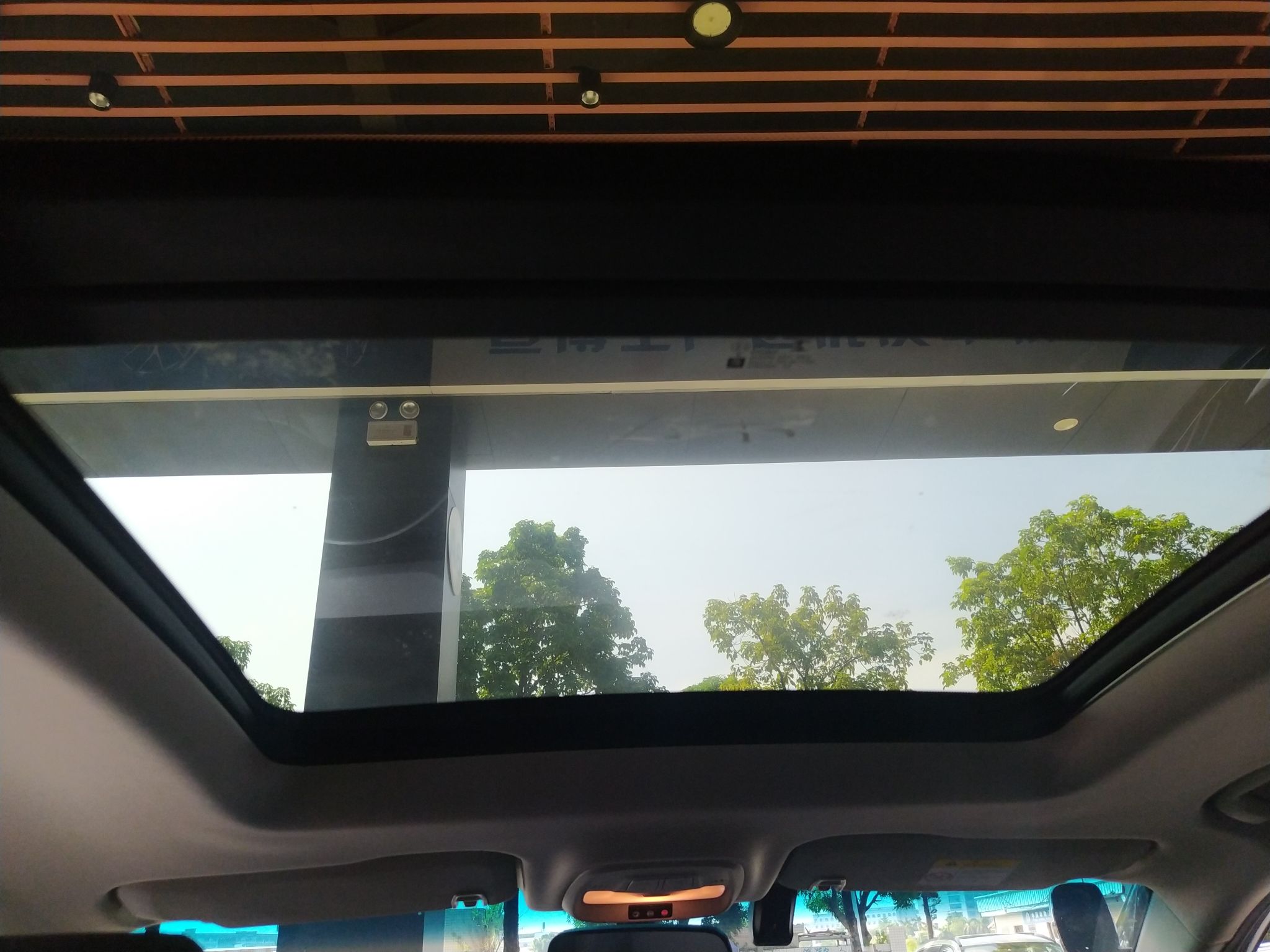 雪佛兰 沃兰多 2020款 轻混 Redline 530T 自动纵享版（5+2款）