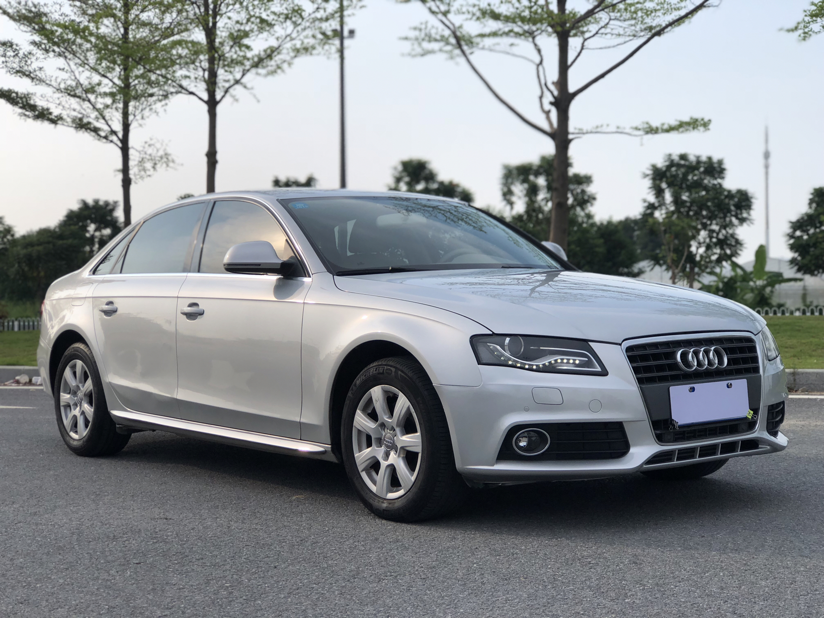 奥迪A4L 2012款 2.0 TFSI 自动舒适型