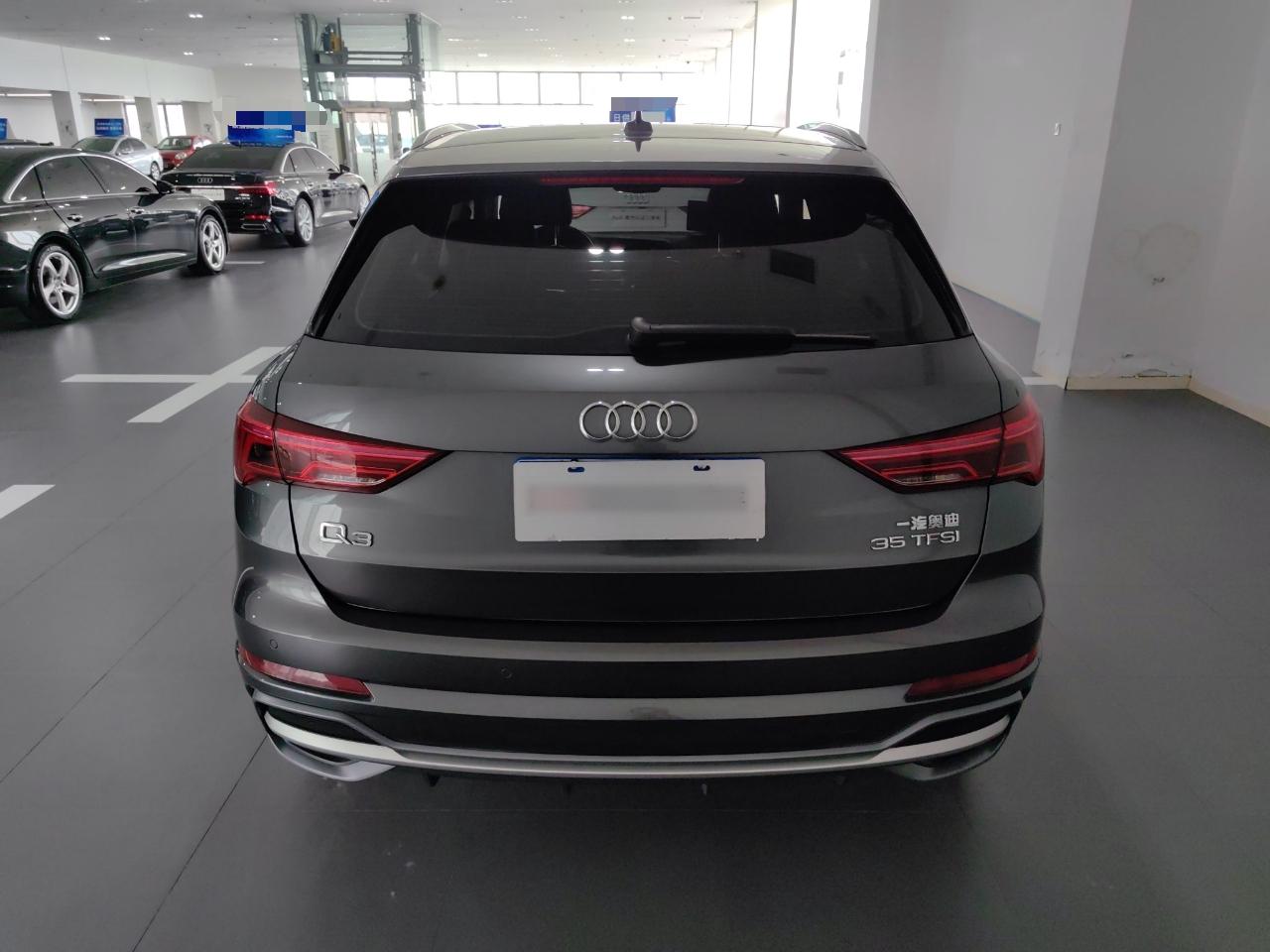 奥迪Q3 2022款 35 TFSI 时尚动感型