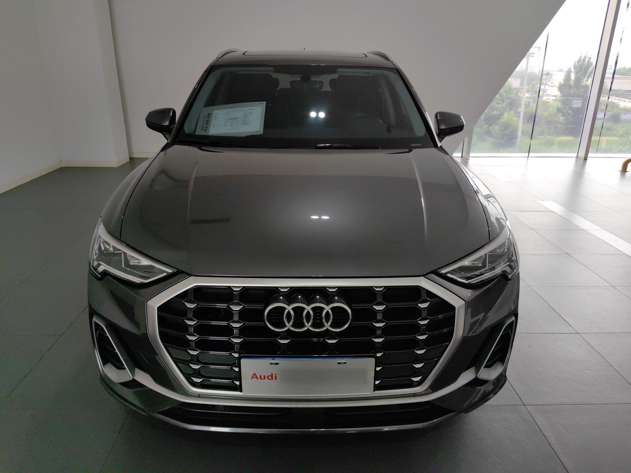 奥迪Q3 2022款 35 TFSI 时尚动感型