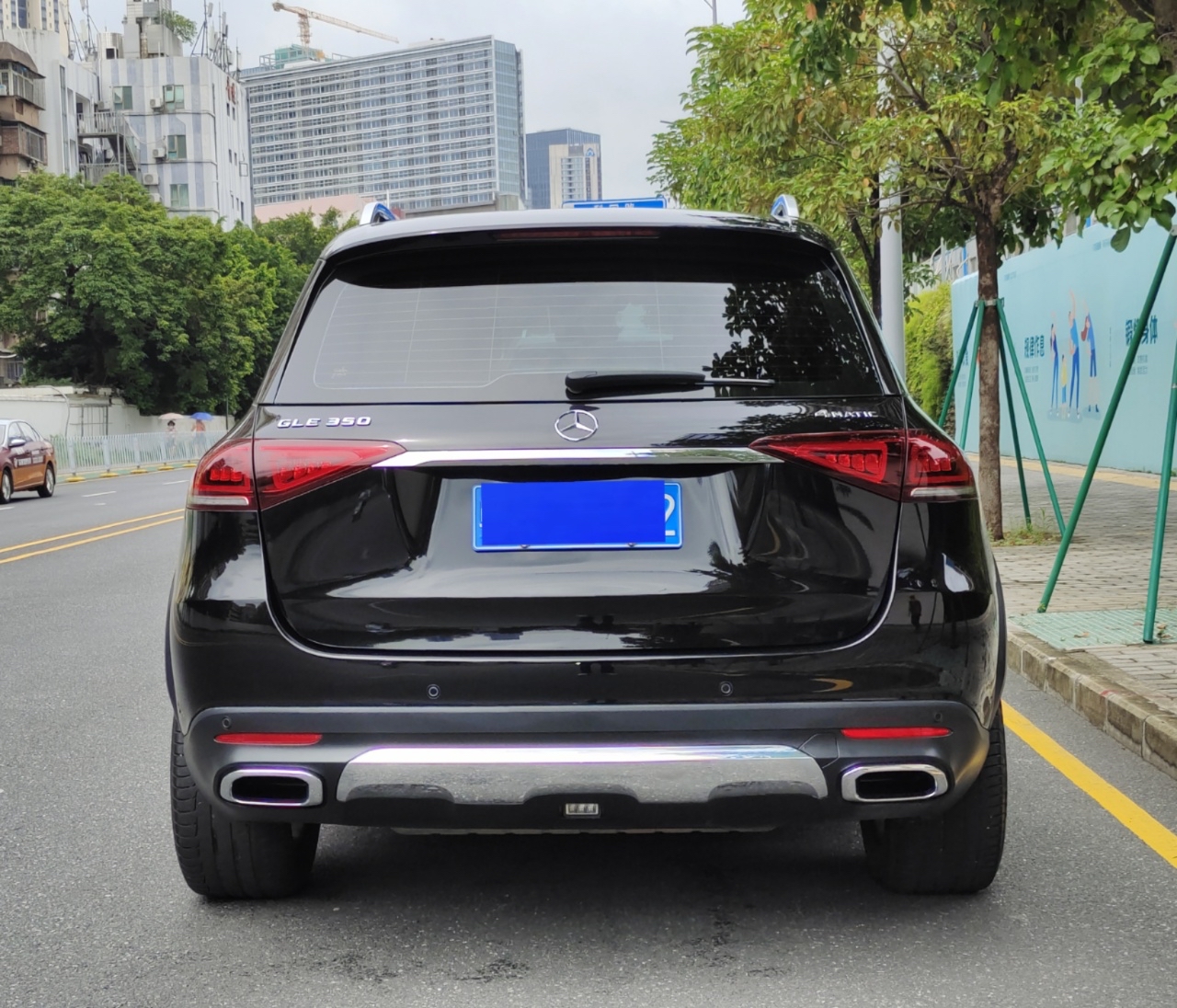 奔驰GLE级 2021款 GLE 350 4MATIC 动感型(进口)