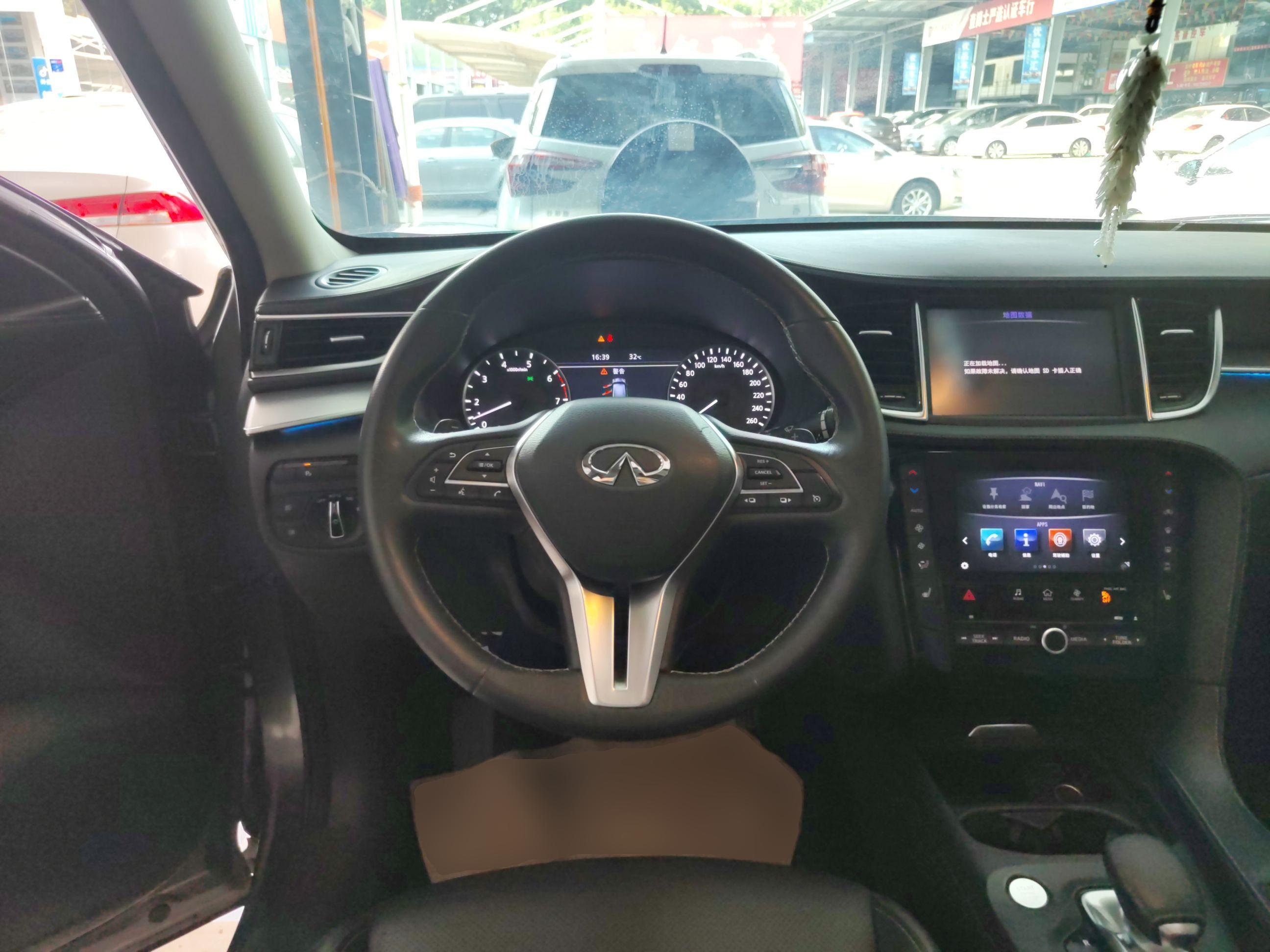 英菲尼迪QX50 2018款 2.0T 四驱菁英版