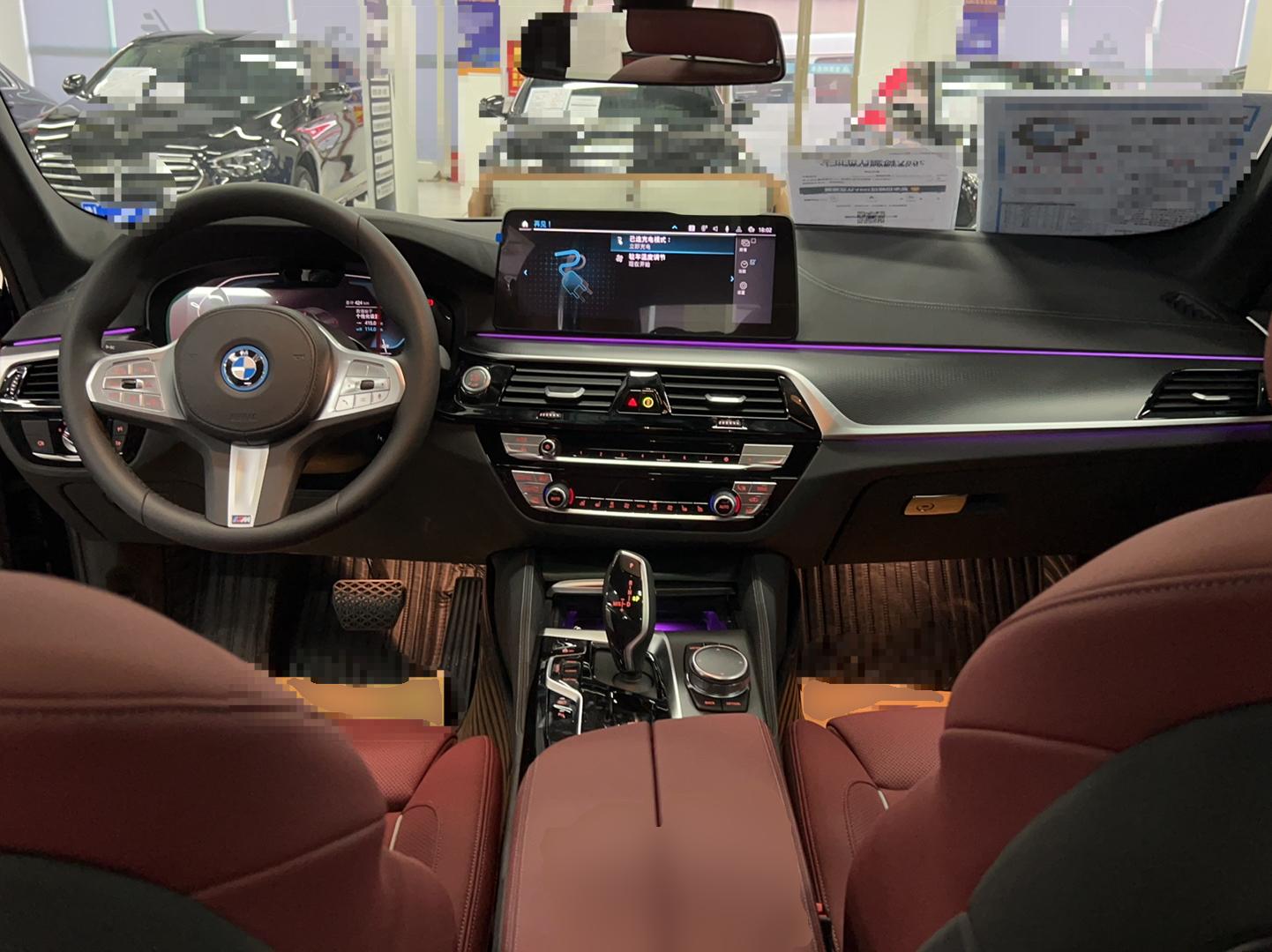 宝马5系新能源 2022款 改款三 535Le 先锋版M运动套装