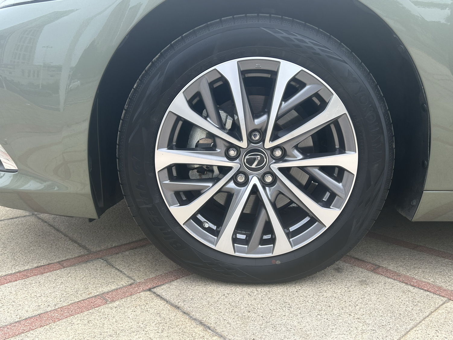 雷克萨斯ES 2021款 200 卓越版