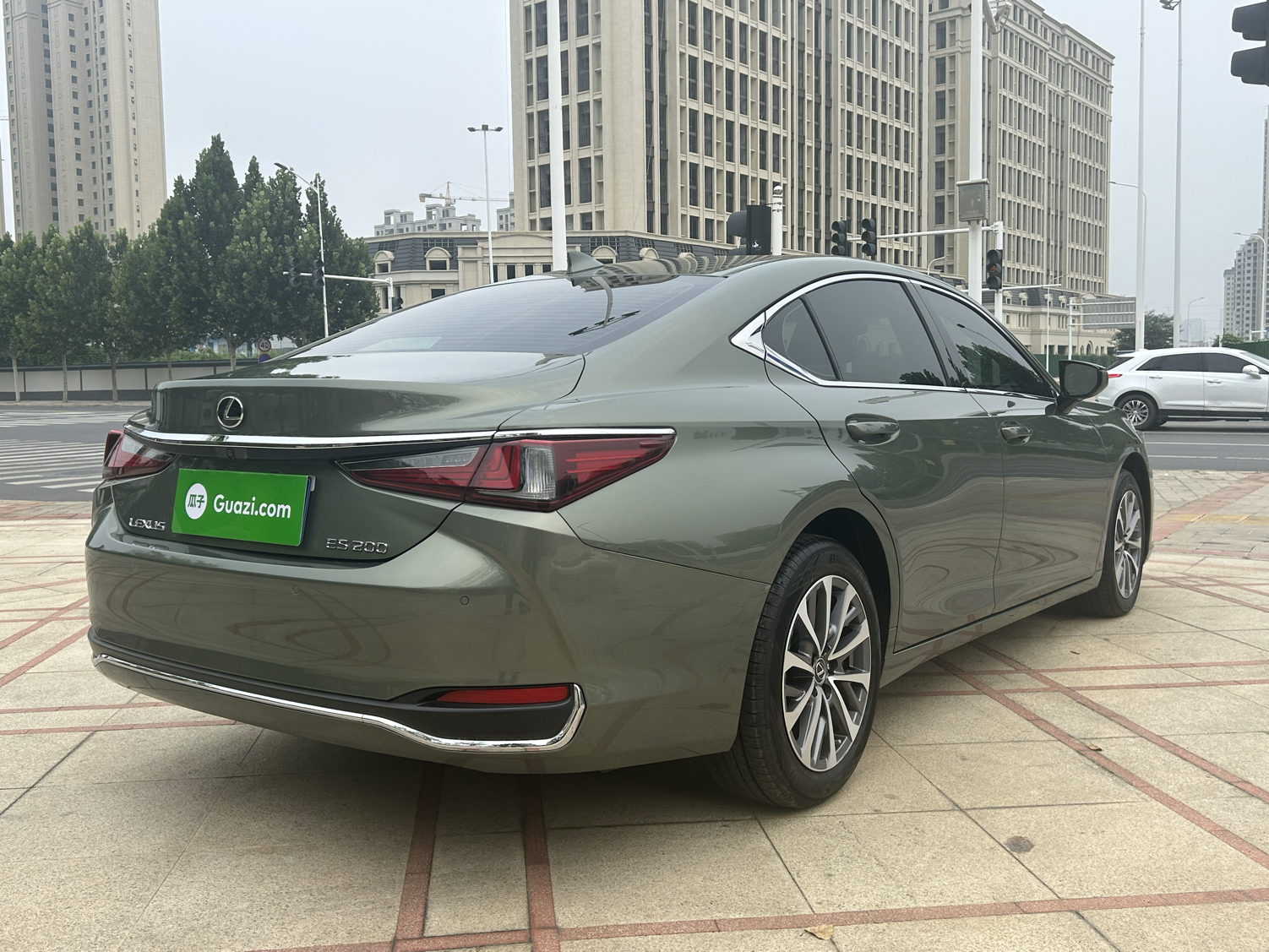 雷克萨斯ES 2021款 200 卓越版