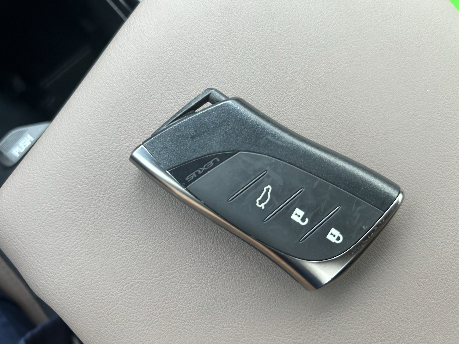 雷克萨斯ES 2021款 200 卓越版