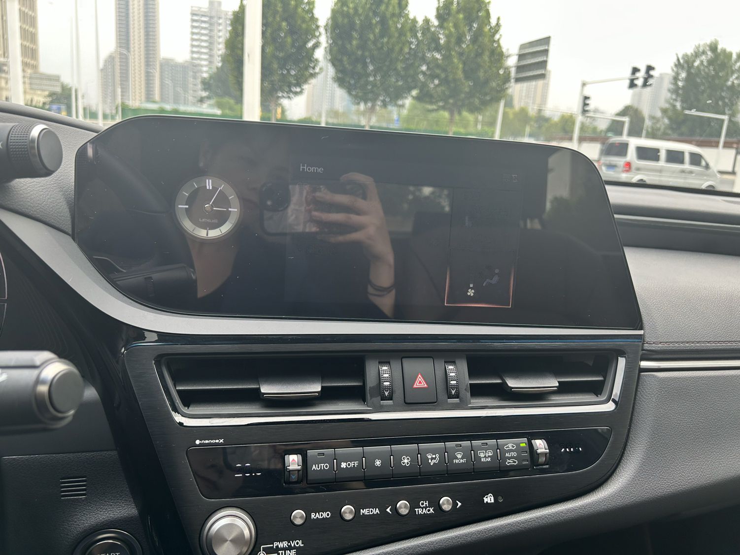 雷克萨斯ES 2021款 200 卓越版