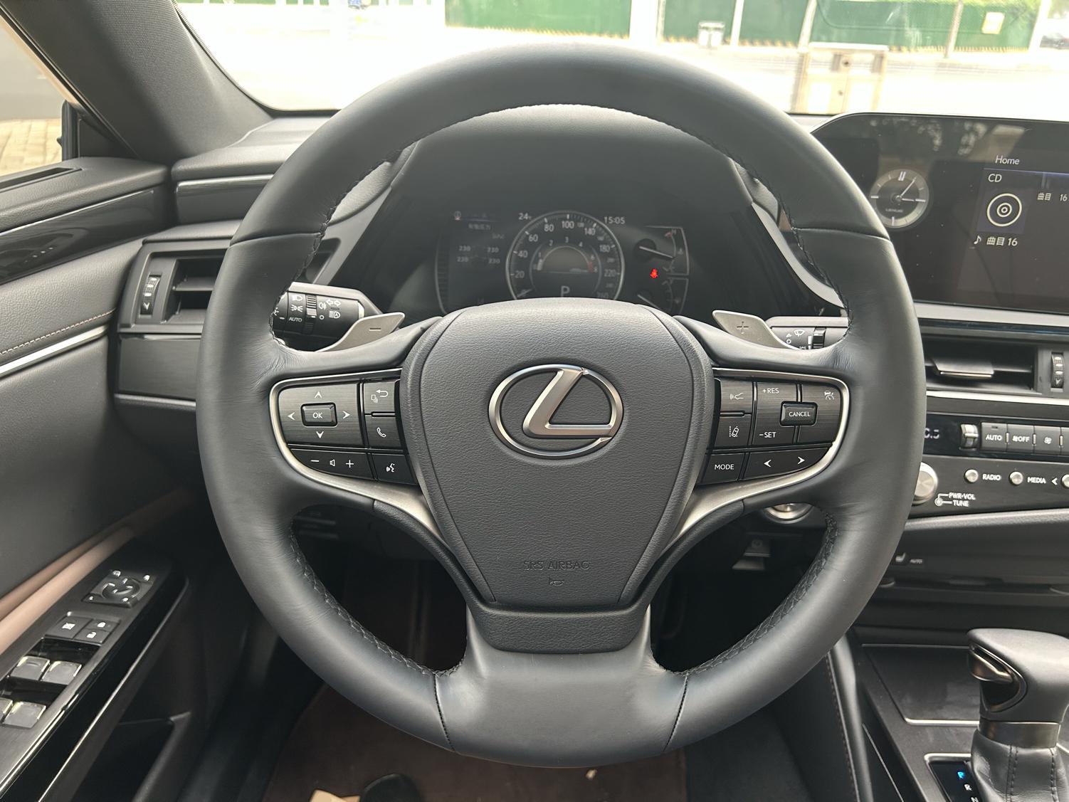 雷克萨斯ES 2021款 200 卓越版