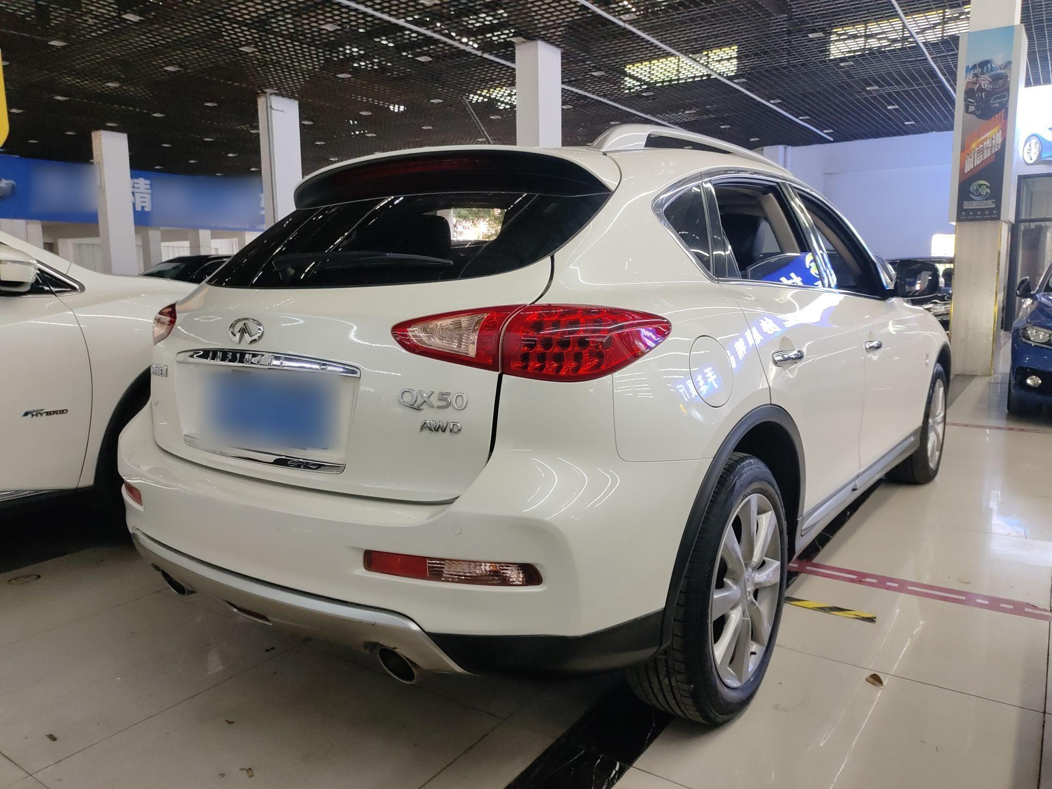 英菲尼迪QX50 2015款 2.5L 舒适版