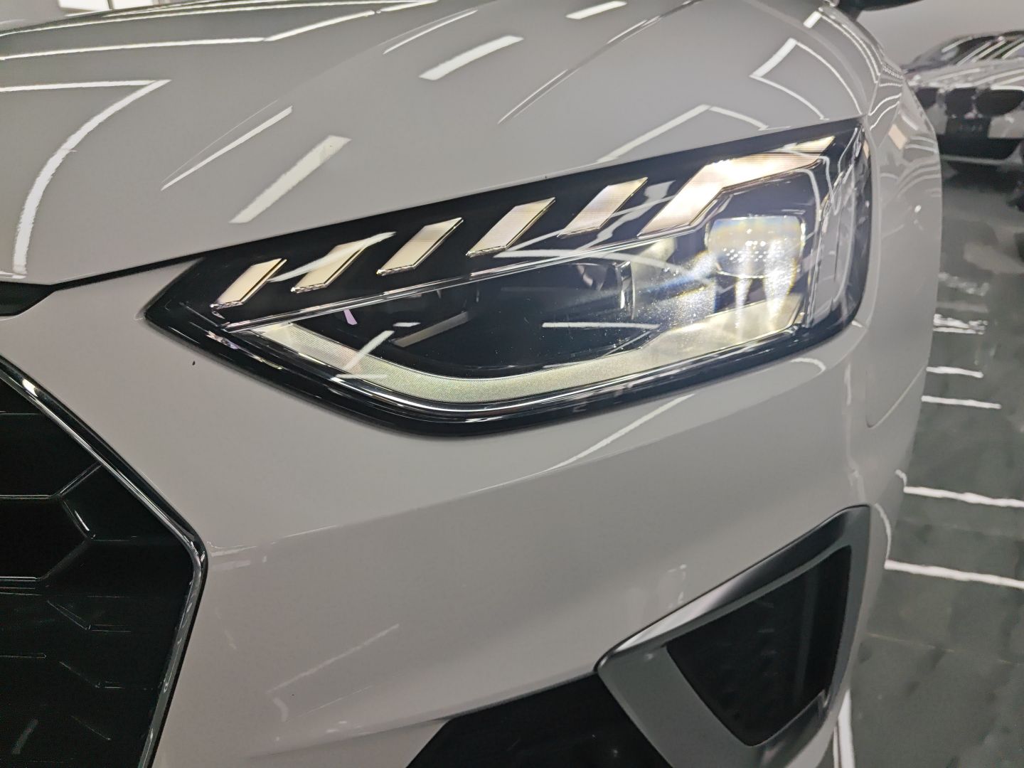 奥迪A4L 2020款 40 TFSI 豪华动感型