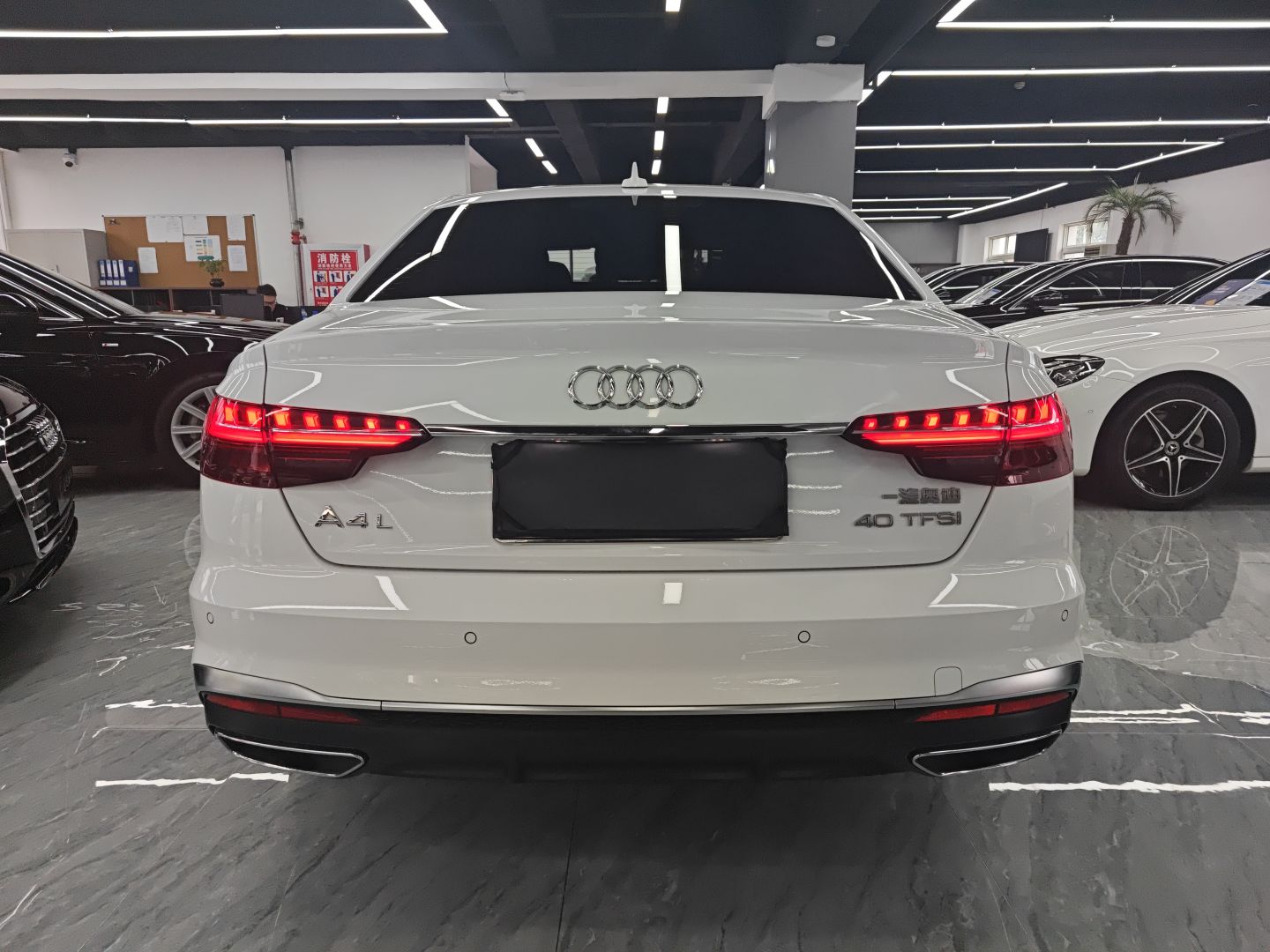 奥迪A4L 2020款 40 TFSI 豪华动感型