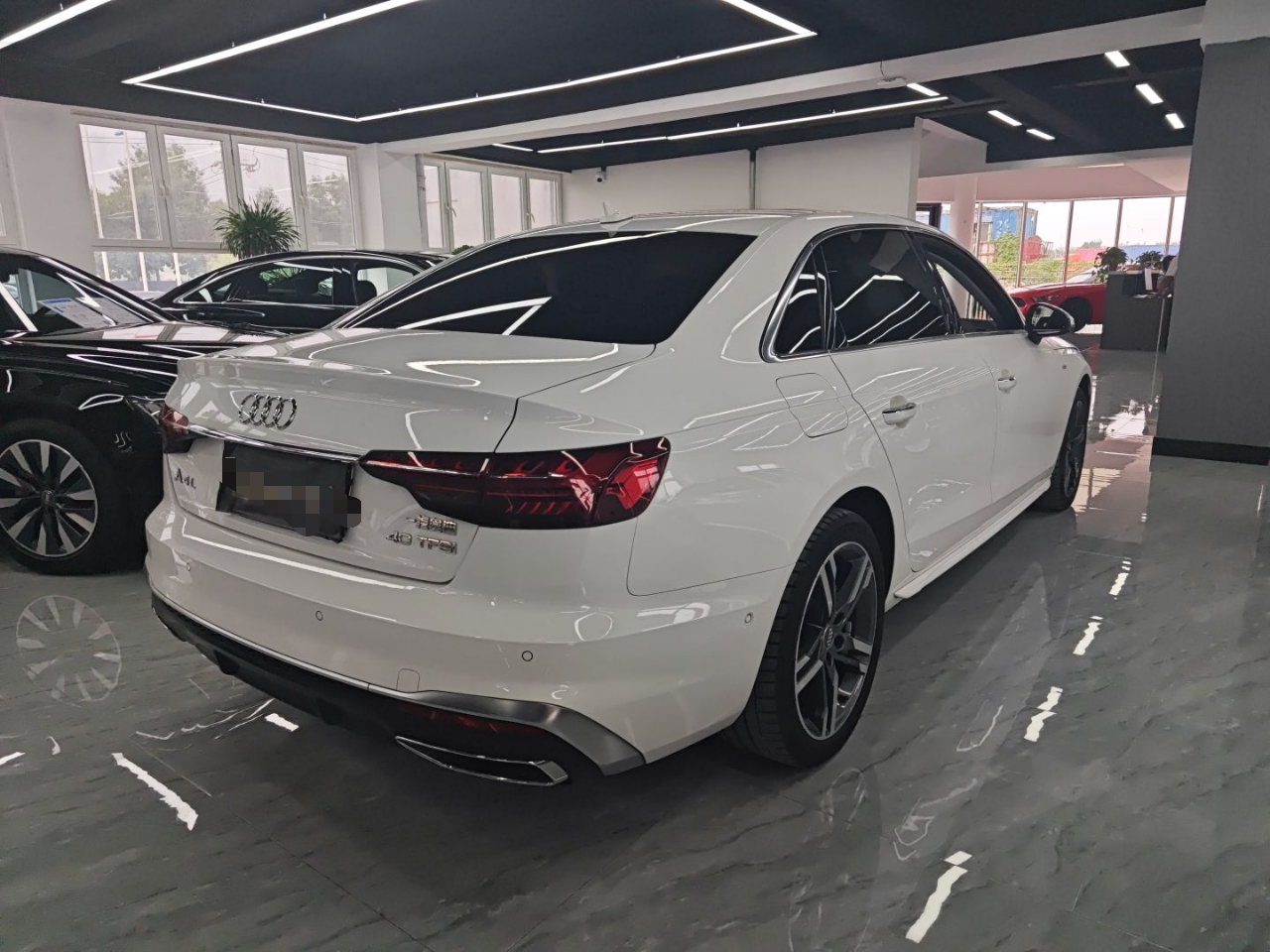 奥迪A4L 2020款 40 TFSI 豪华动感型