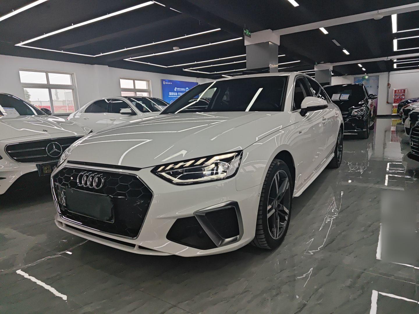 奥迪A4L 2020款 40 TFSI 豪华动感型