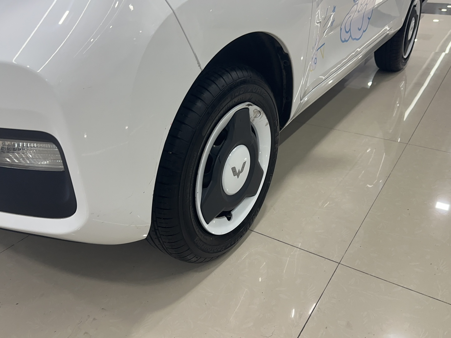 五菱汽车 宏光MINI EV 2022款 轻松款 磷酸铁锂