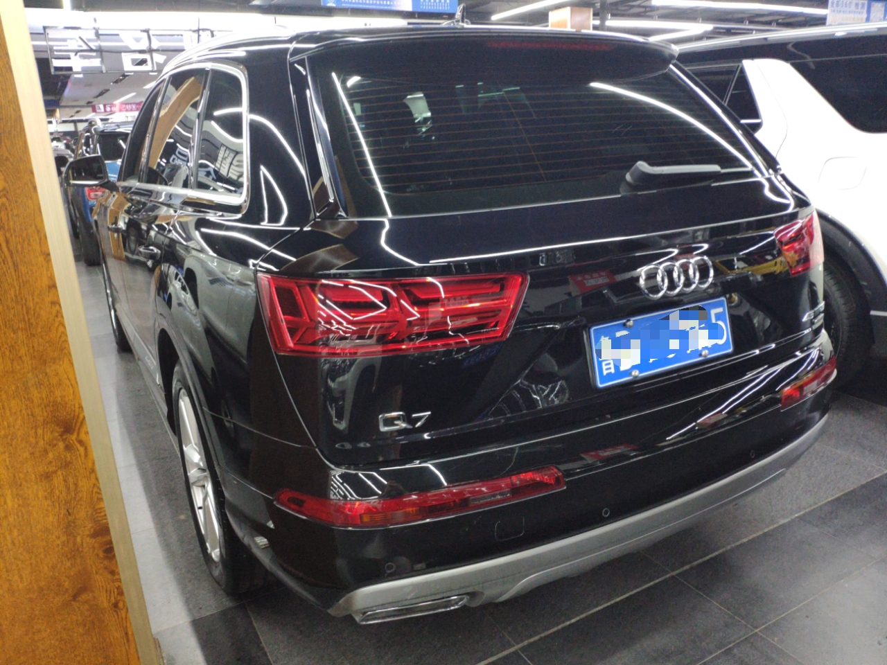 奥迪Q7 2016款 40 TFSI 舒适型(进口)