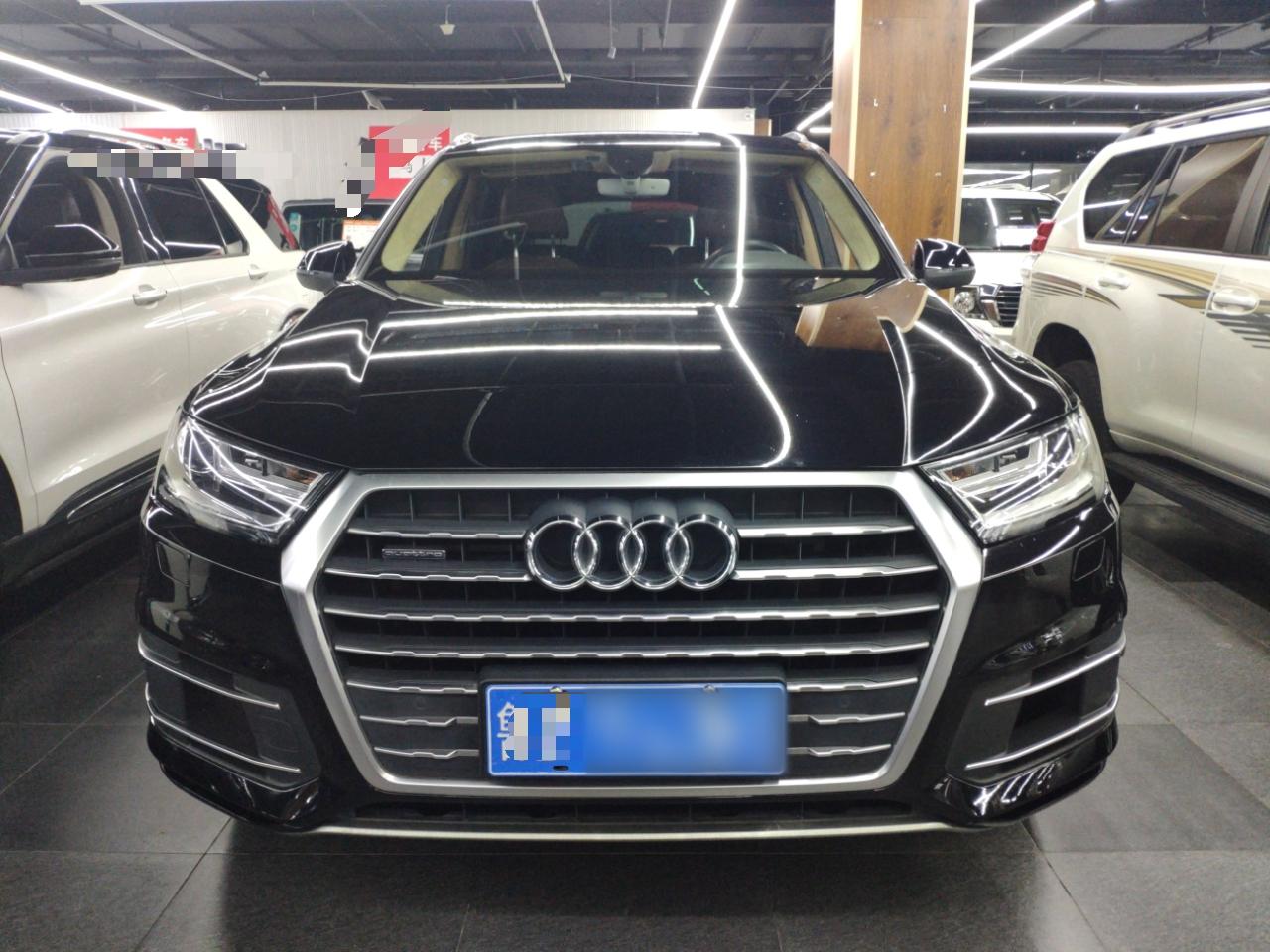 奥迪Q7 2016款 40 TFSI 舒适型(进口)