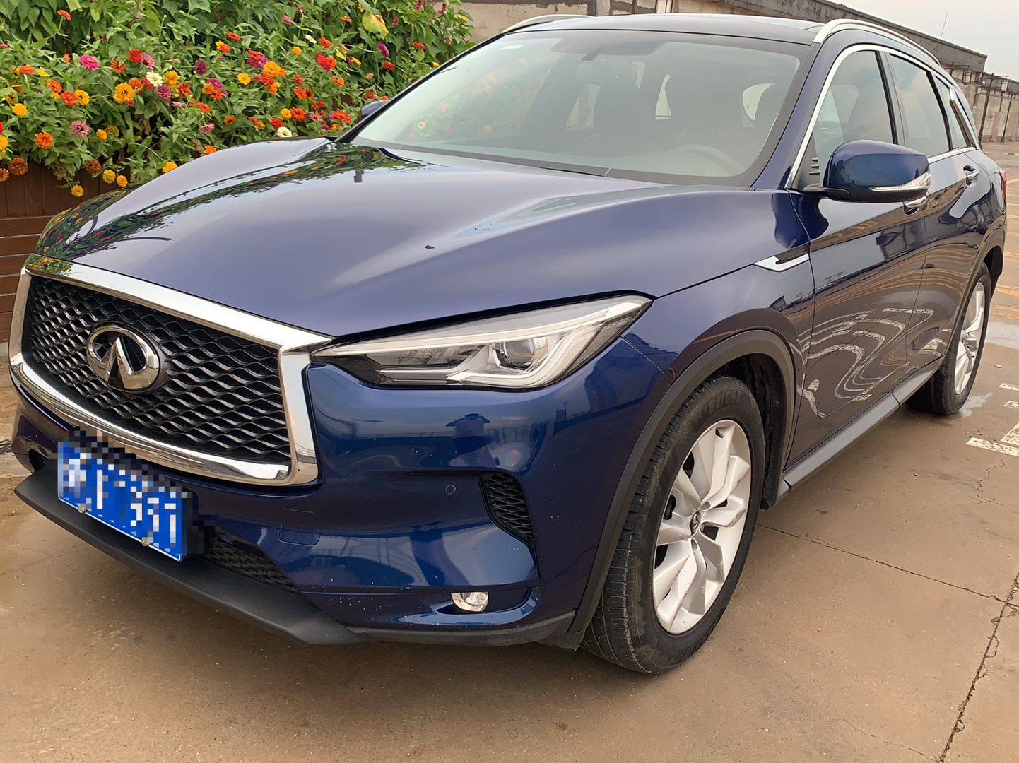 英菲尼迪QX50 2018款 2.0T 两驱时尚版