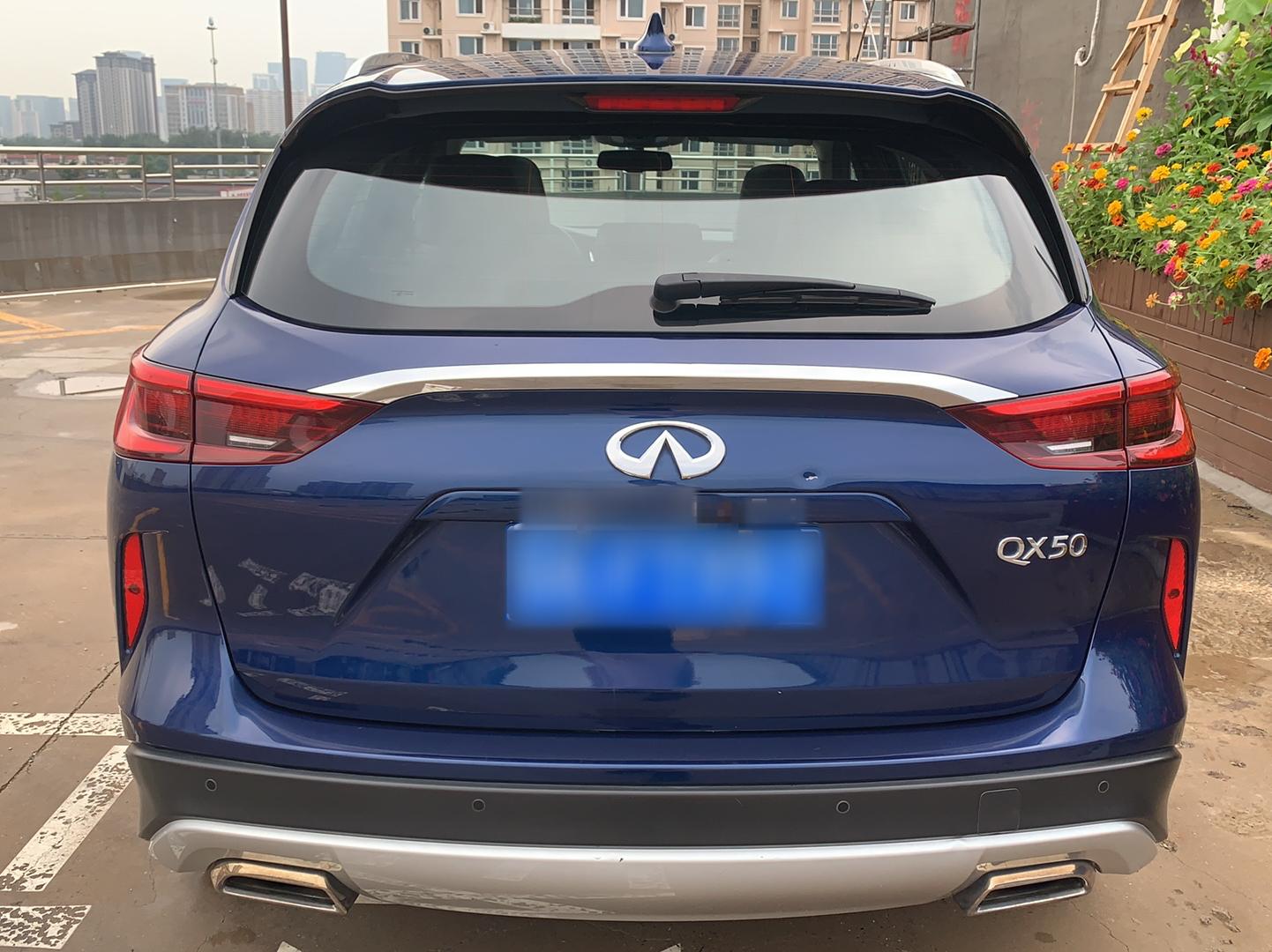 英菲尼迪QX50 2018款 2.0T 两驱时尚版