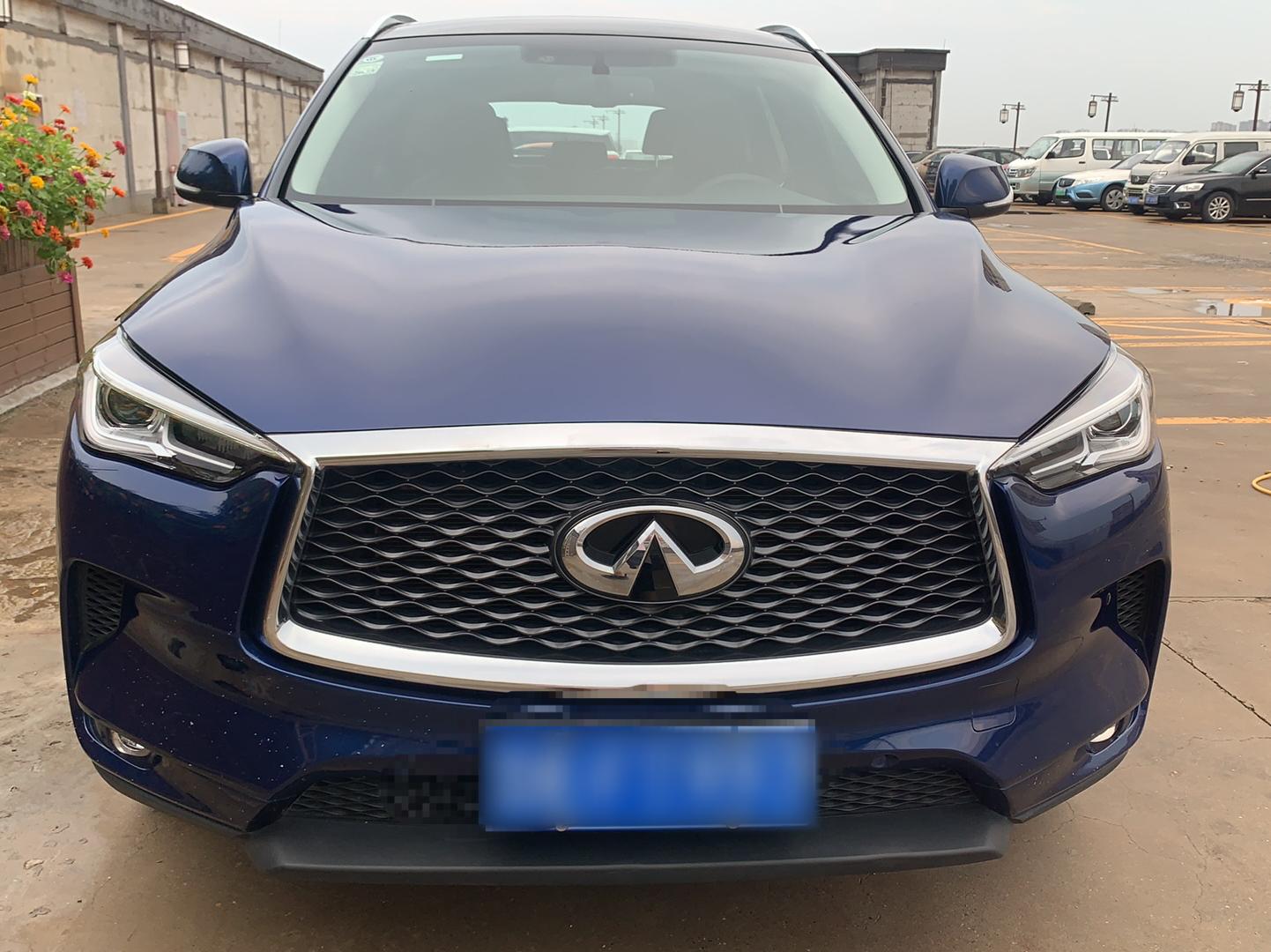 英菲尼迪QX50 2018款 2.0T 两驱时尚版