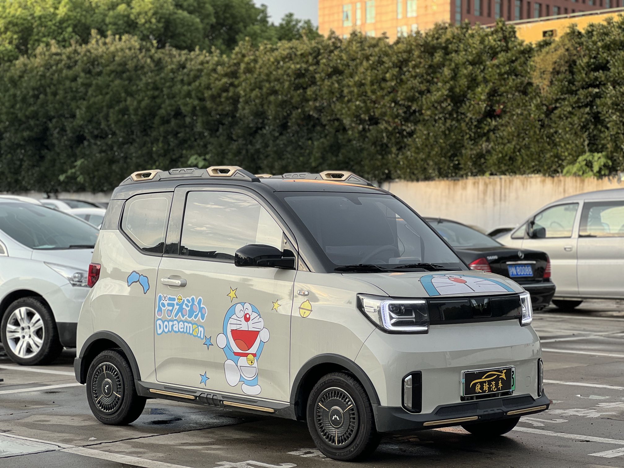 五菱汽车 宏光MINI EV 2022款 GAMEBOY 300km 玩咖款 磷酸铁锂