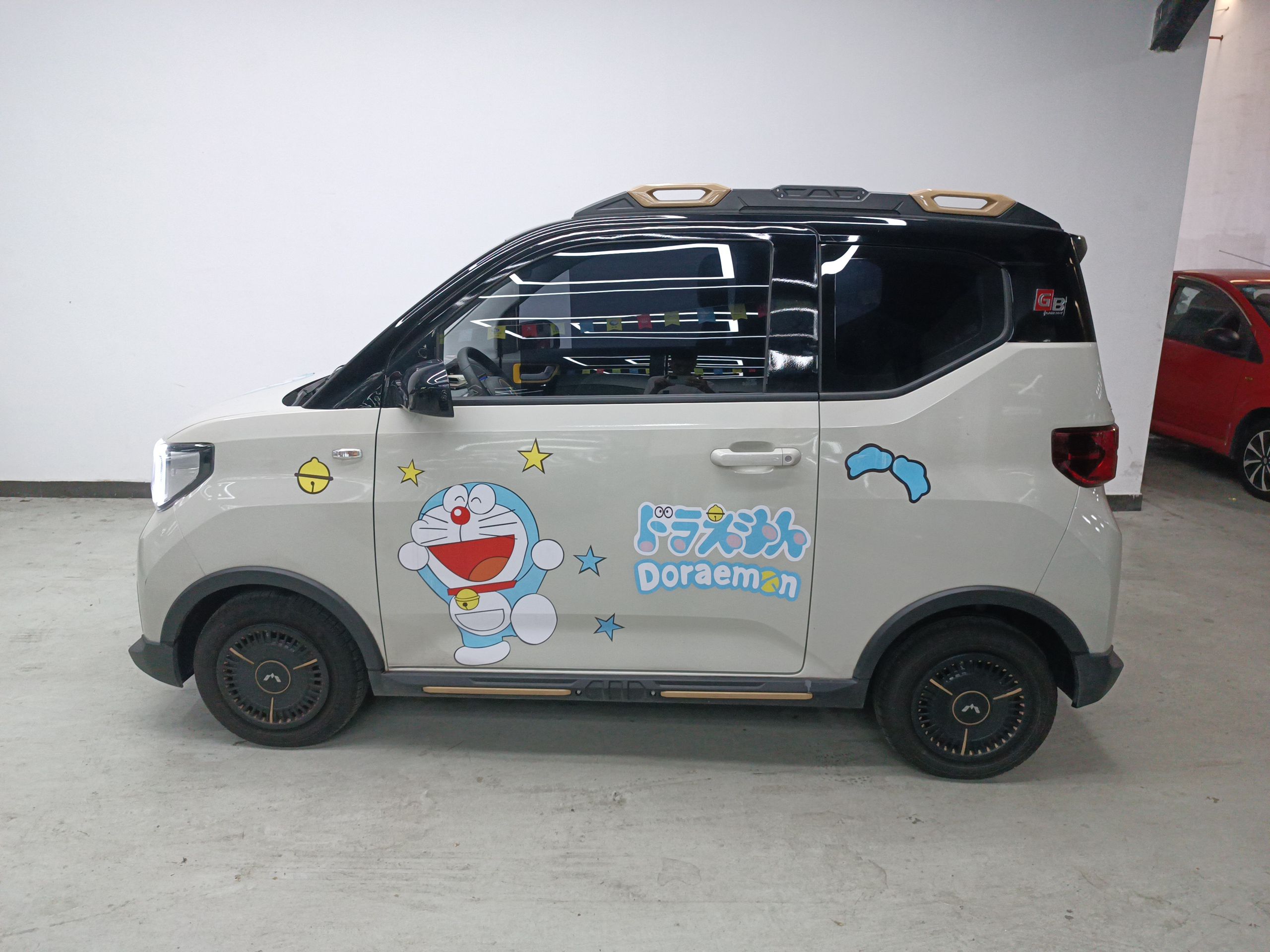 五菱汽车 宏光MINI EV 2022款 GAMEBOY 300km 玩咖款 磷酸铁锂