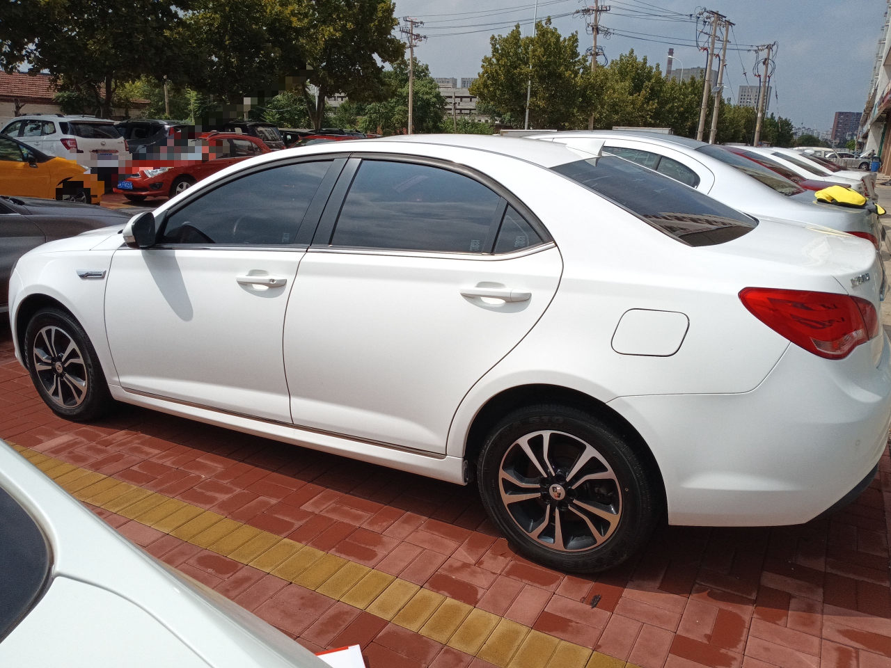 荣威e550 2016款 尊享版