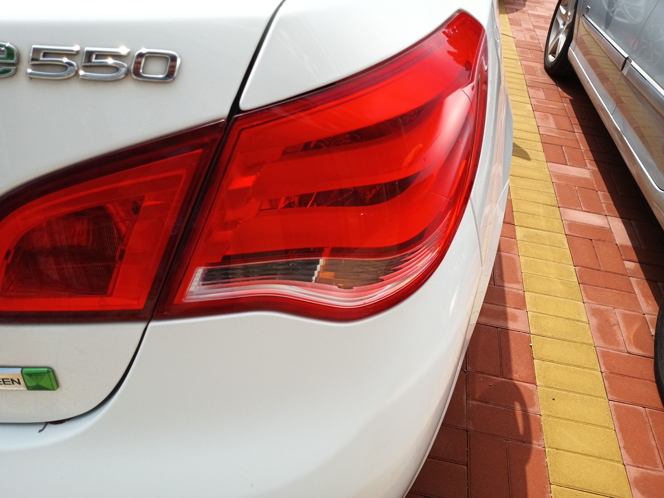 荣威e550 2016款 尊享版