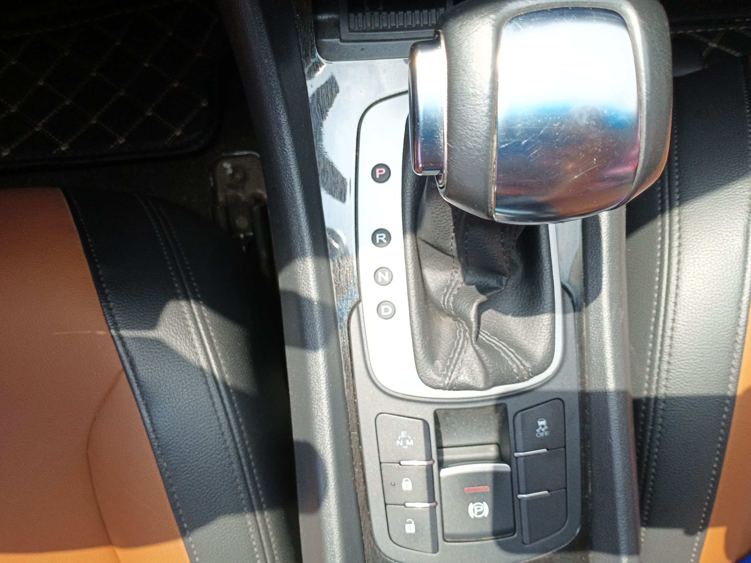 荣威e550 2016款 尊享版