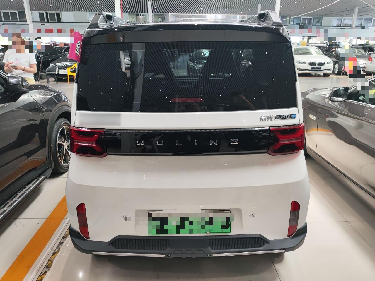 五菱汽车 宏光MINI EV 2022款 GAMEBOY 200km 玩咖款 磷酸铁锂