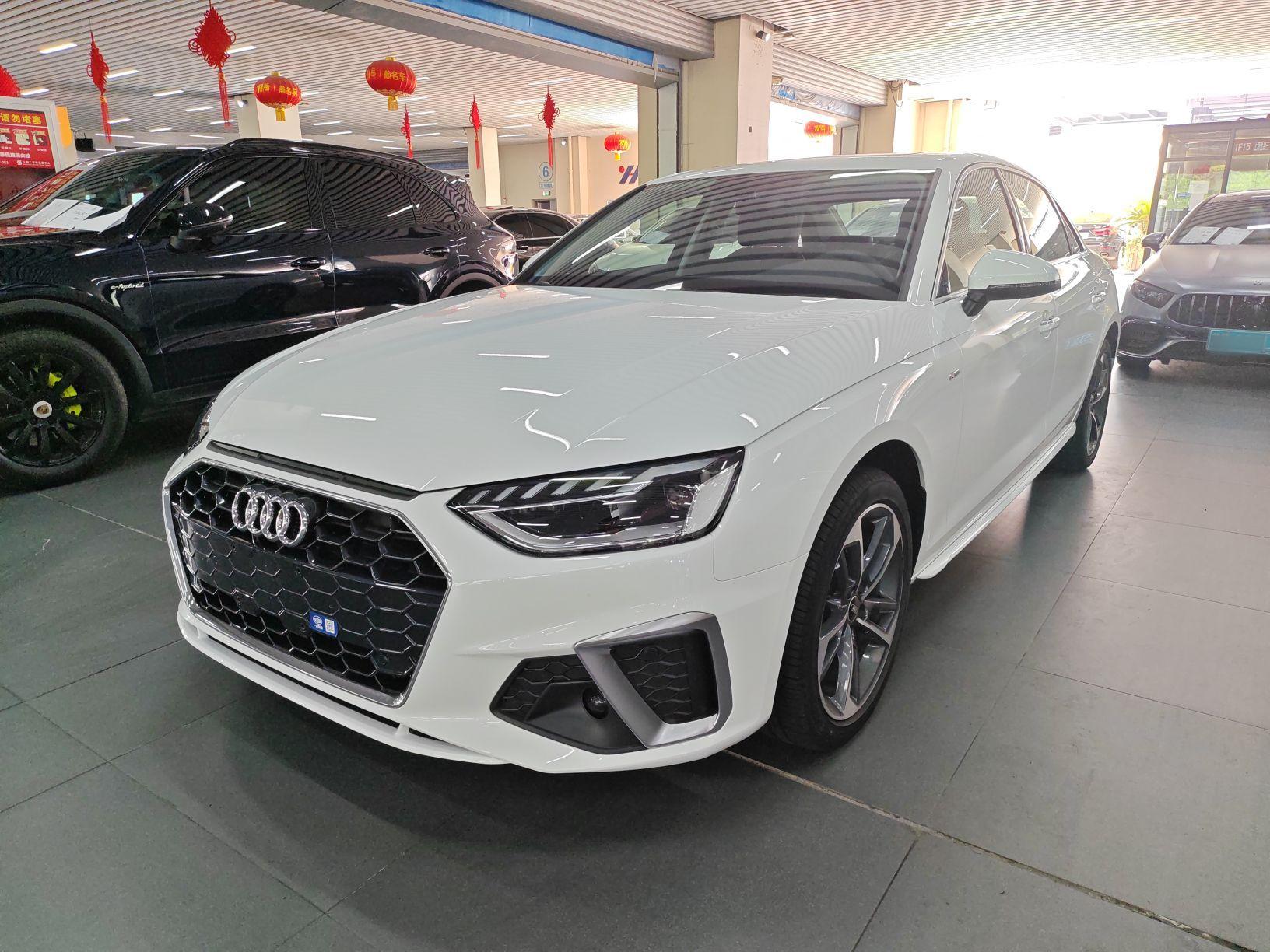 奥迪A4L 2023款 40 TFSI 时尚动感型