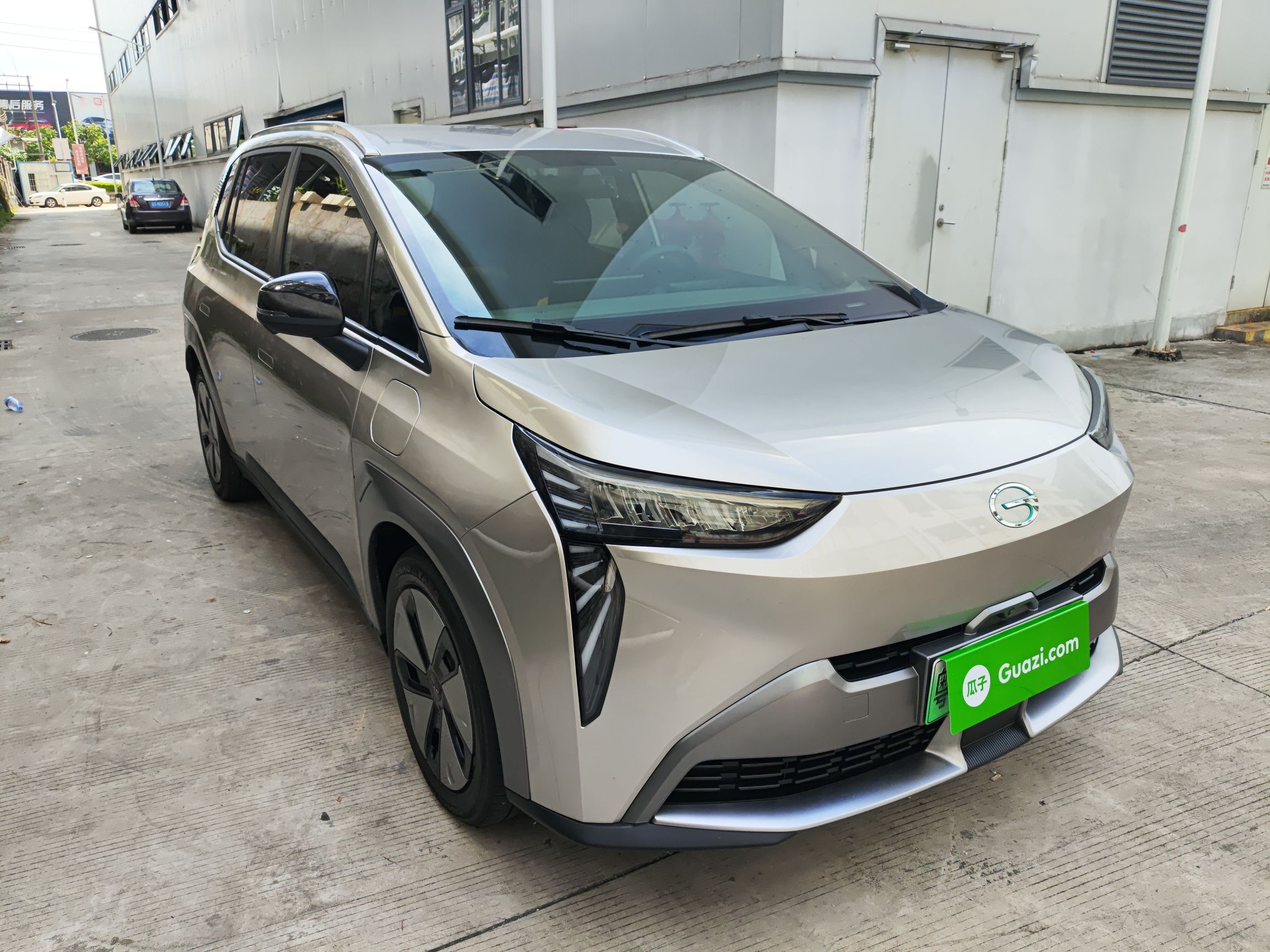 广汽埃安 AION Y 2022款 70 畅享版 磷酸铁锂