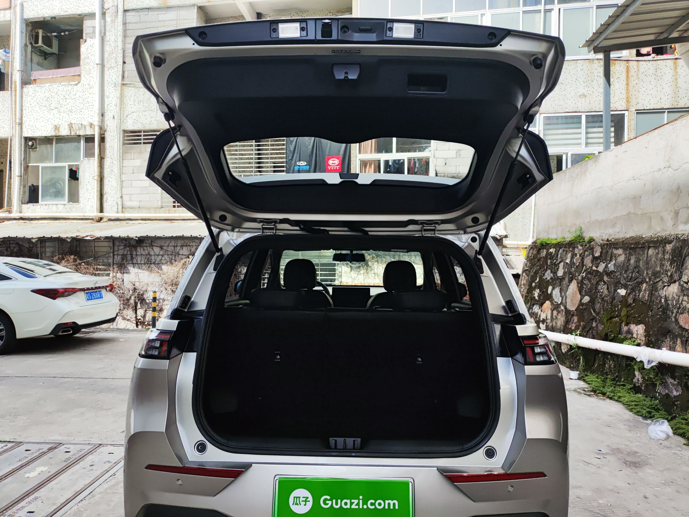 广汽埃安 AION Y 2022款 70 畅享版 磷酸铁锂