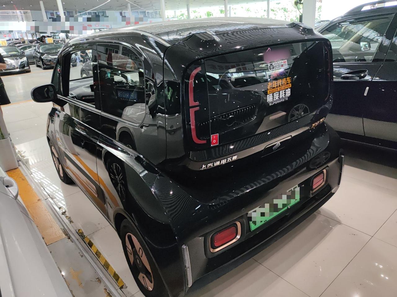 宝骏KiWi EV 2021款 艺术家 磷酸铁锂