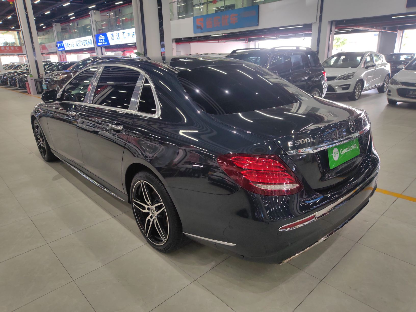 奔驰E级 2016款 E 300 L 运动时尚型