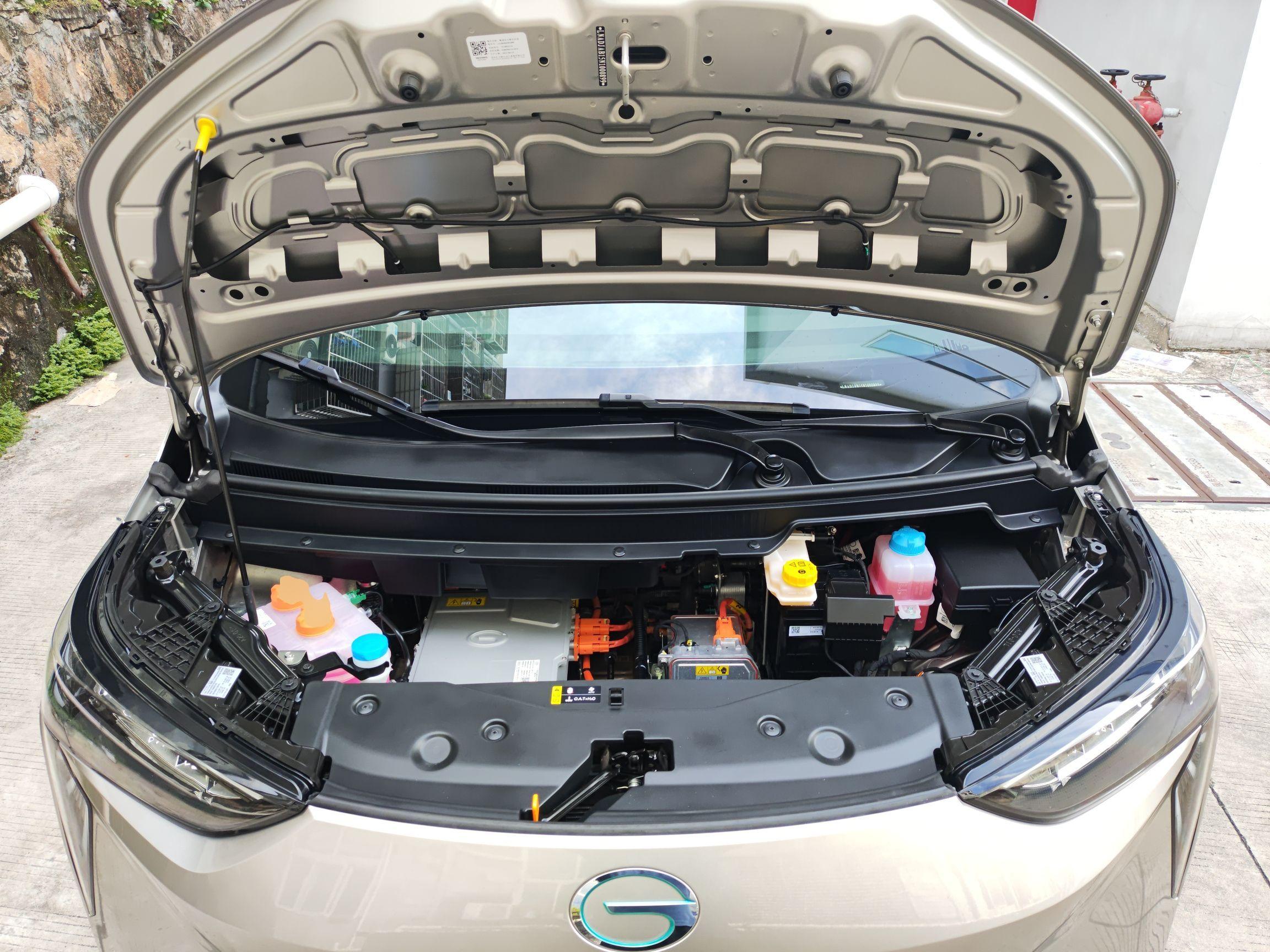 广汽埃安 AION Y 2022款 70 畅享版 磷酸铁锂