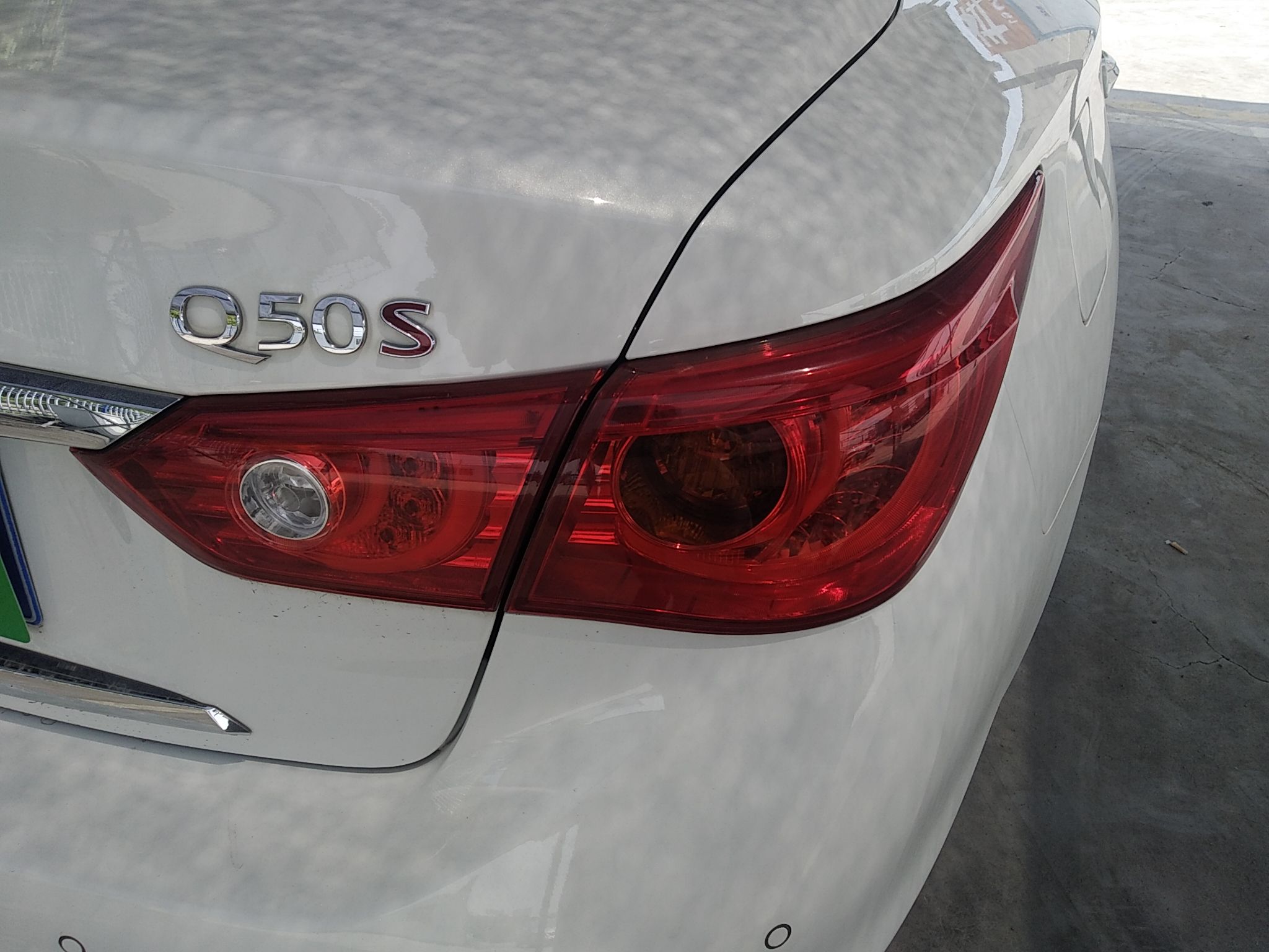 英菲尼迪Q50 2014款 3.7L 豪华运动版(进口)