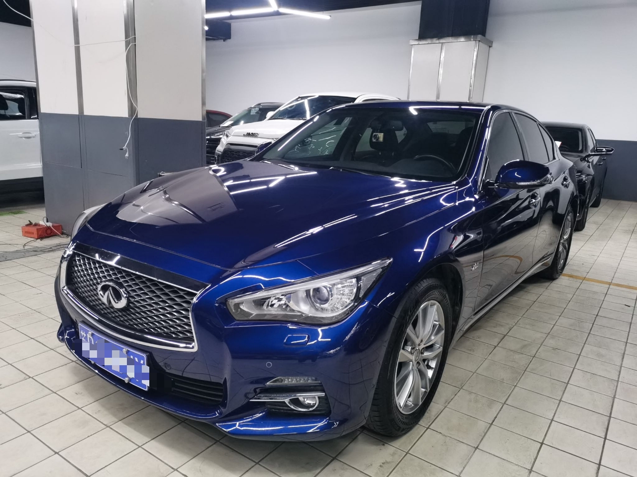 英菲尼迪Q50L 2016款 2.0T 悦享版