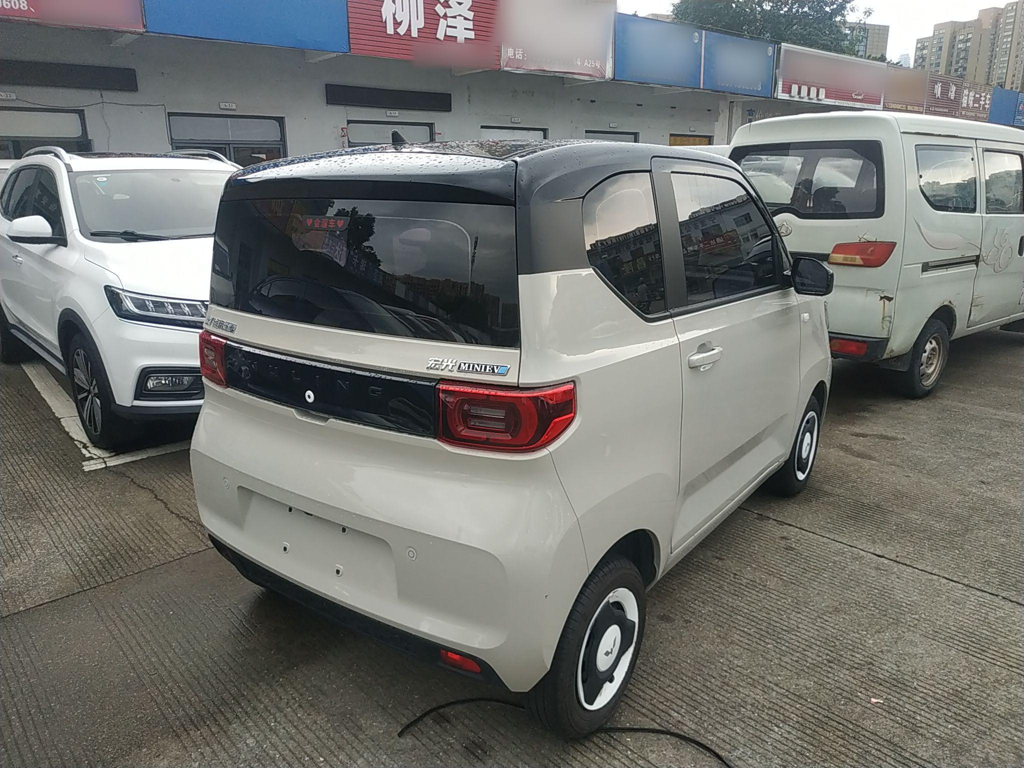 五菱汽车 宏光MINI EV 2021款 马卡龙时尚款 磷酸铁锂